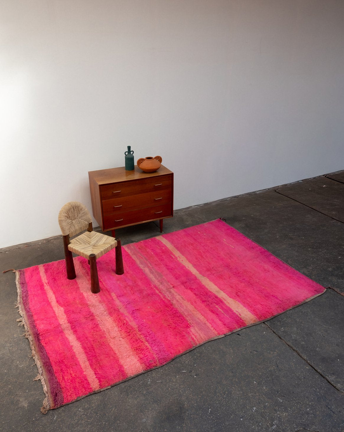 Grand tapis en laine rose Olivier N°46 - Bon état, DEBONGOUT