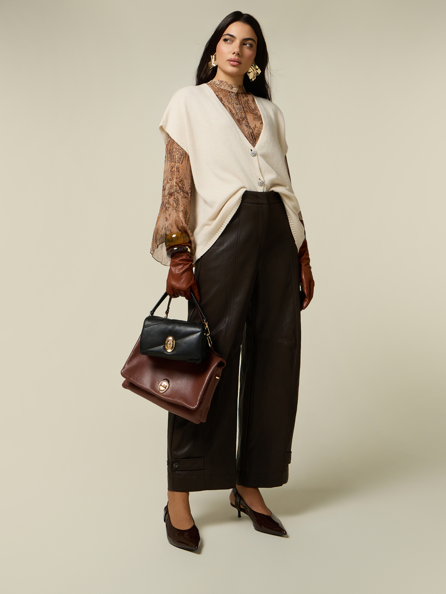 Pantalon palazzo, OLTRE