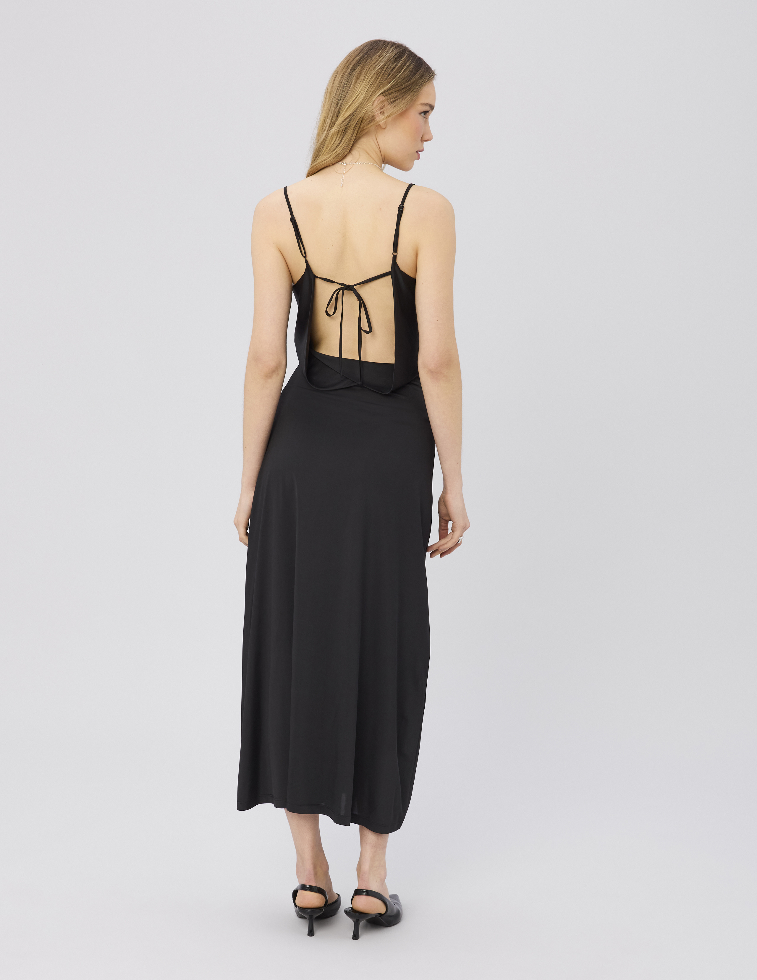 Robe longue moulante, BZB