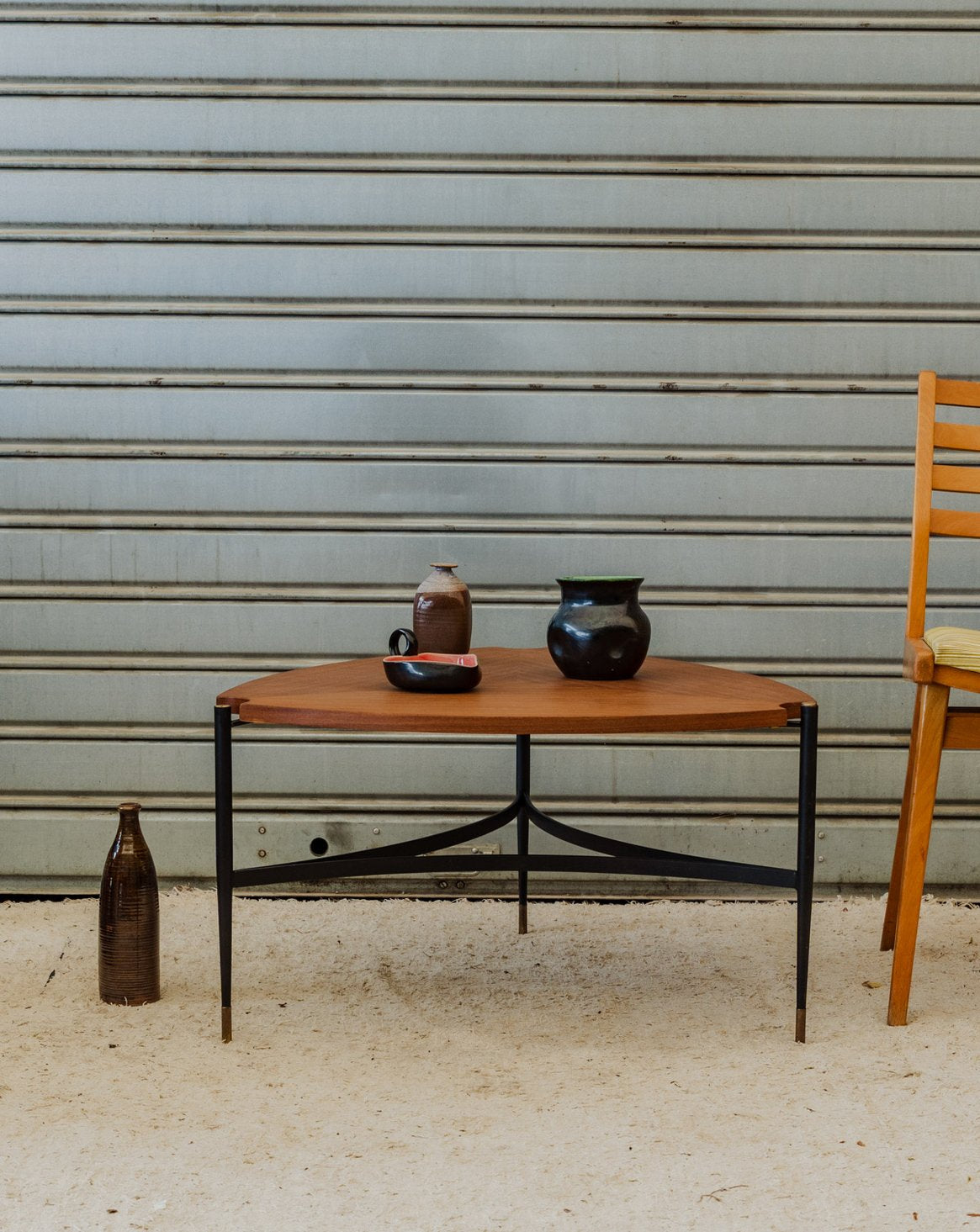 Table basse en bois et métal noir Donna N°1647 - Bon état, DEBONGOUT