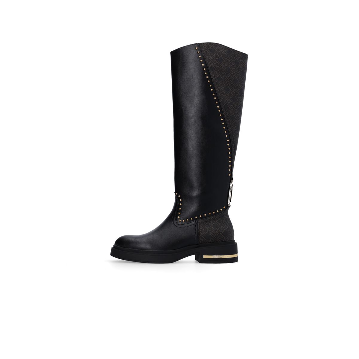 bottes à clous