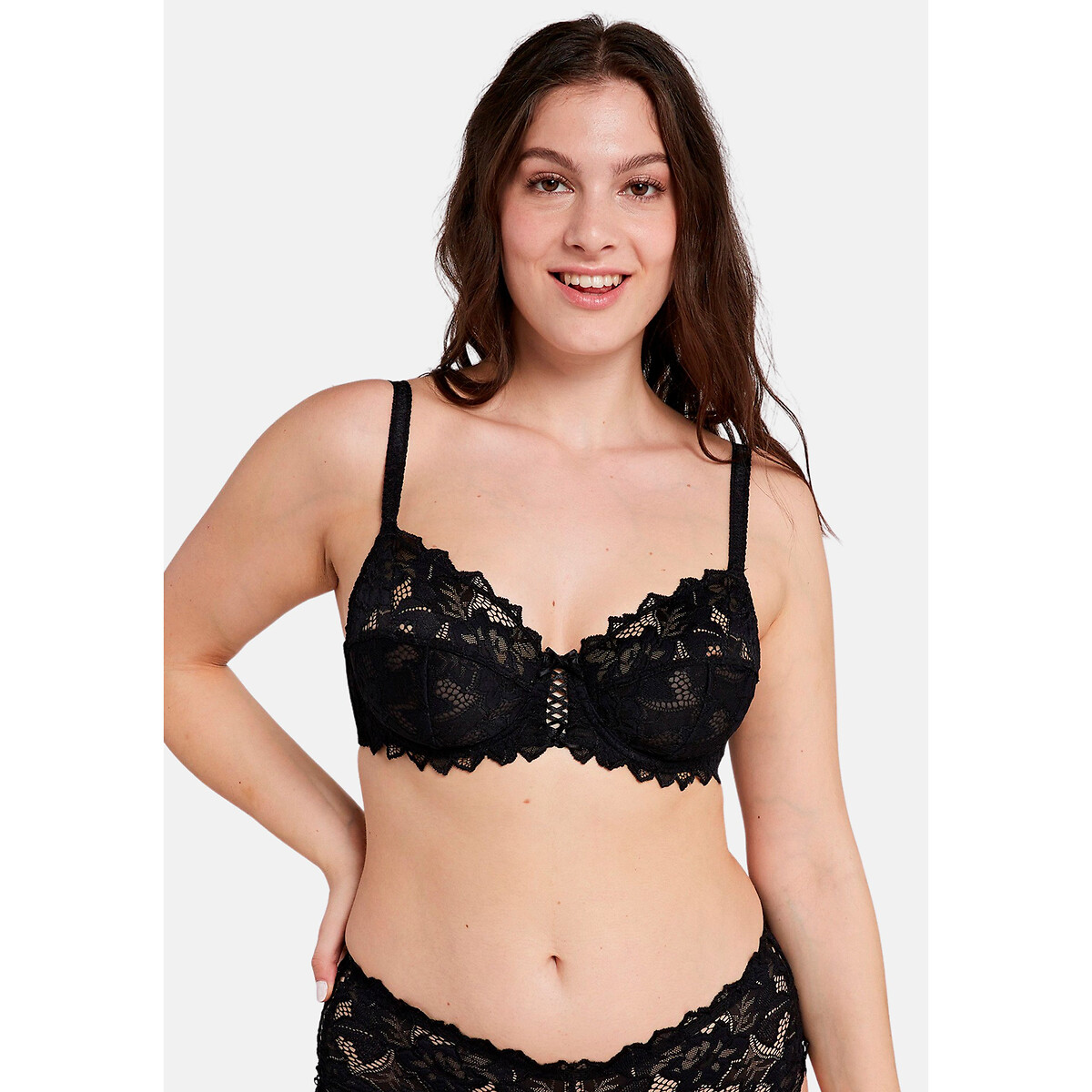 Undergarmentsupermarket - Double Padded Bra Article # 009 Plan Cups Big Cup  B Size Cups Black, Red, Skin, Blue, White, Maroon Color 34/36/38/40 Size  Made in Thailand Rs 850/=