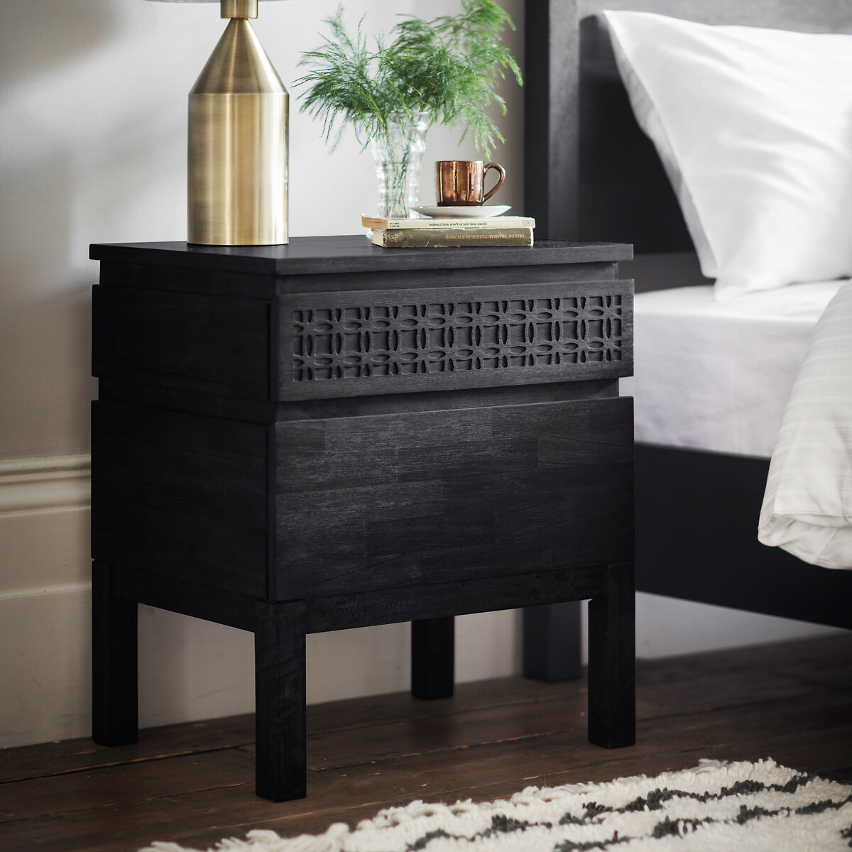Barauni Boho Wooden 2 Drawer Bedside Table, ÉDITÉ