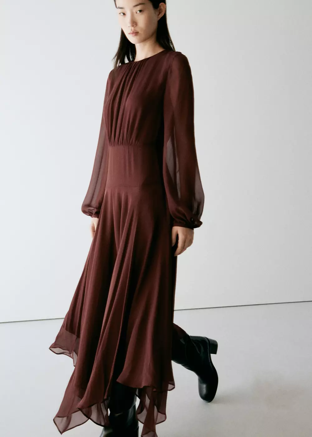 Robe en mousseline bas asymétrique, MANGO