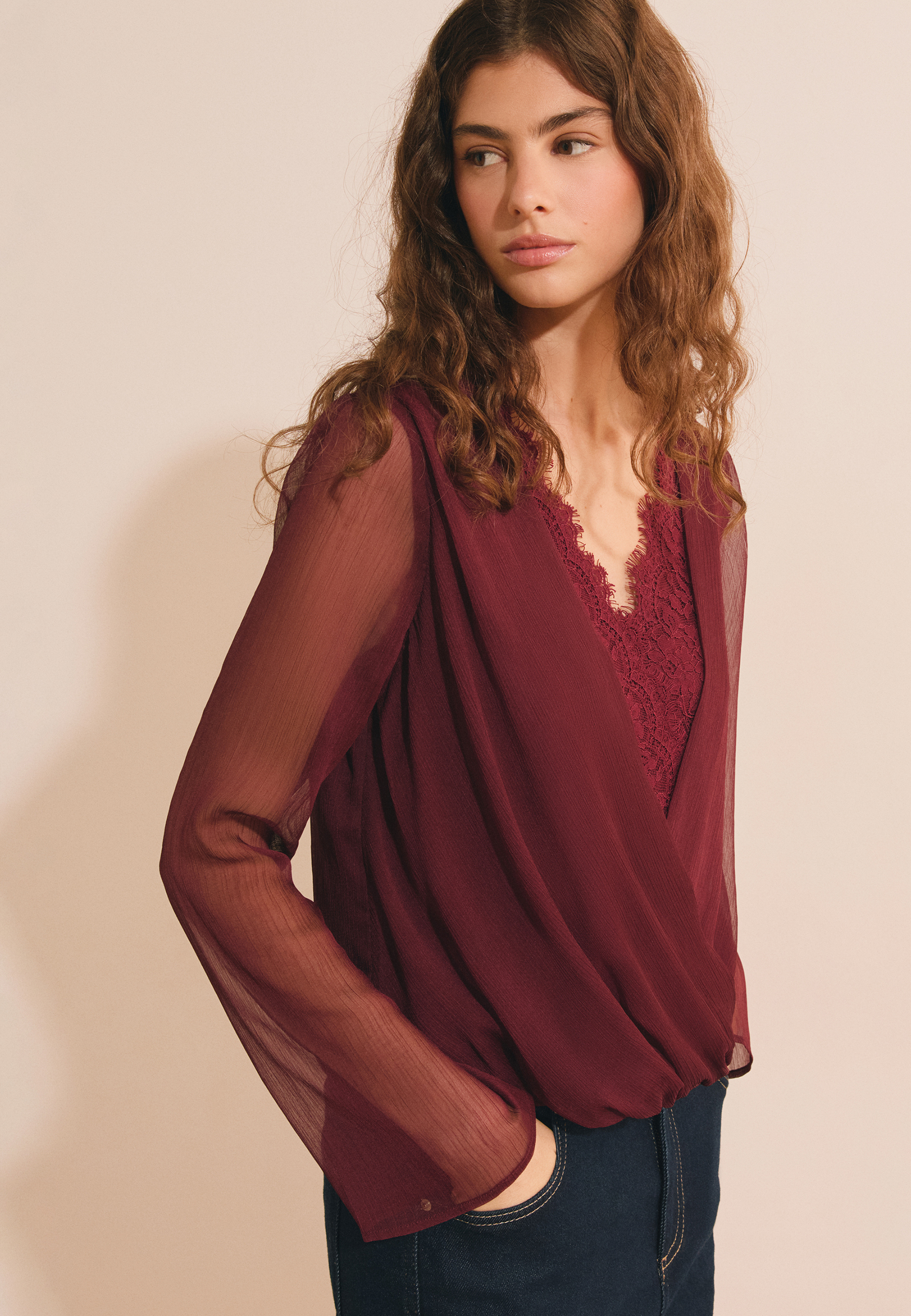 Blouse col V avec dentelle et transparence BABELLE, ETAM
