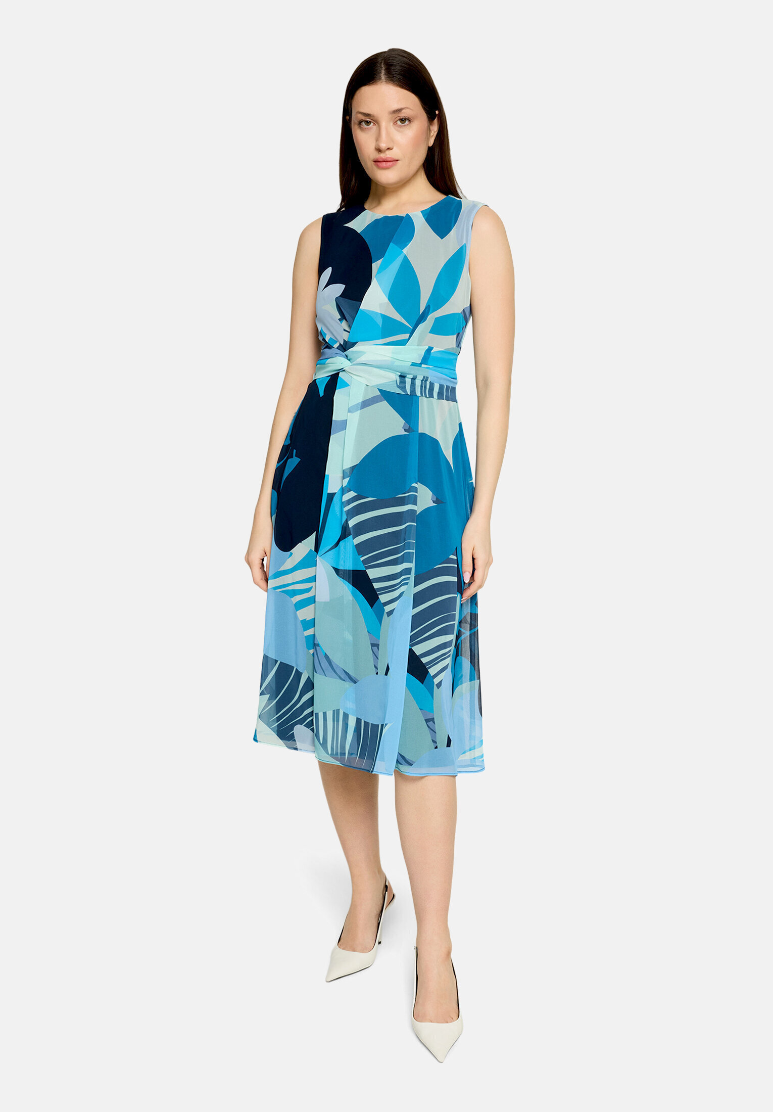 Robe longueur midi sans manches, BETTY & CO