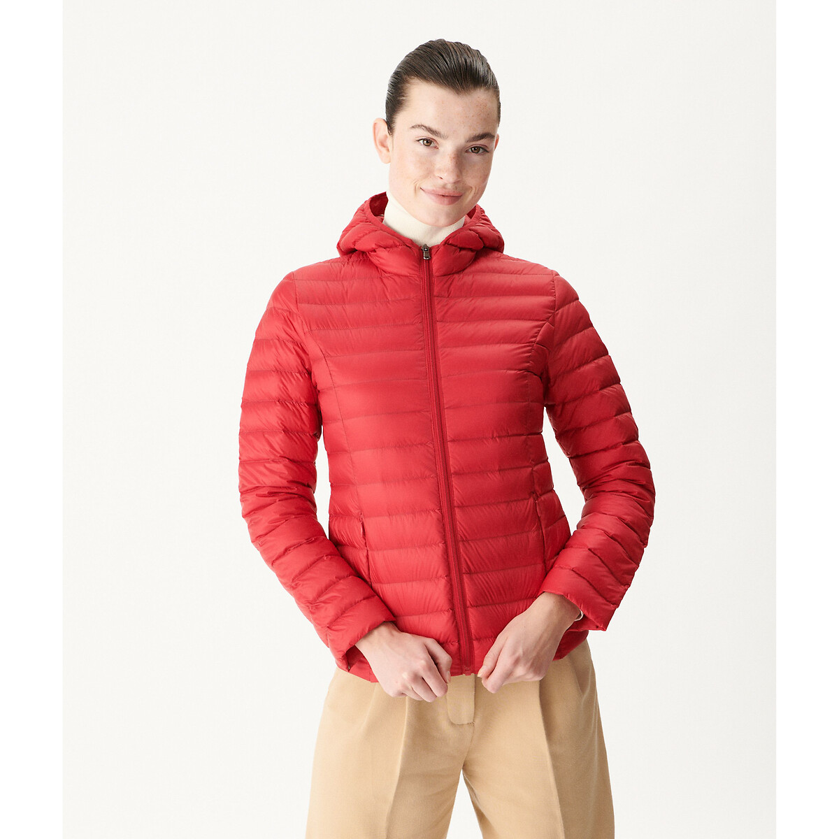 Cloe Quilted Padded Jacket with Hood and Zip Fastening