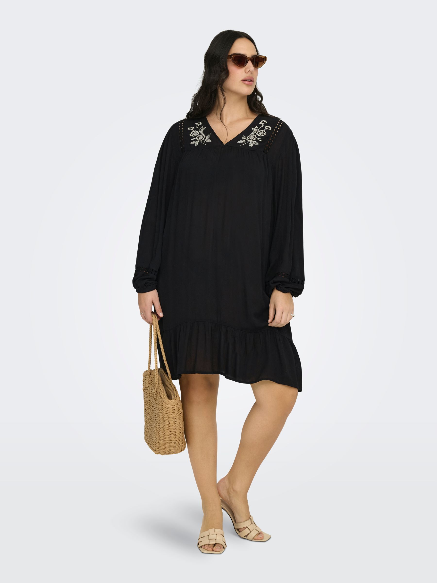 Robe, ONLY CARMAKOMA