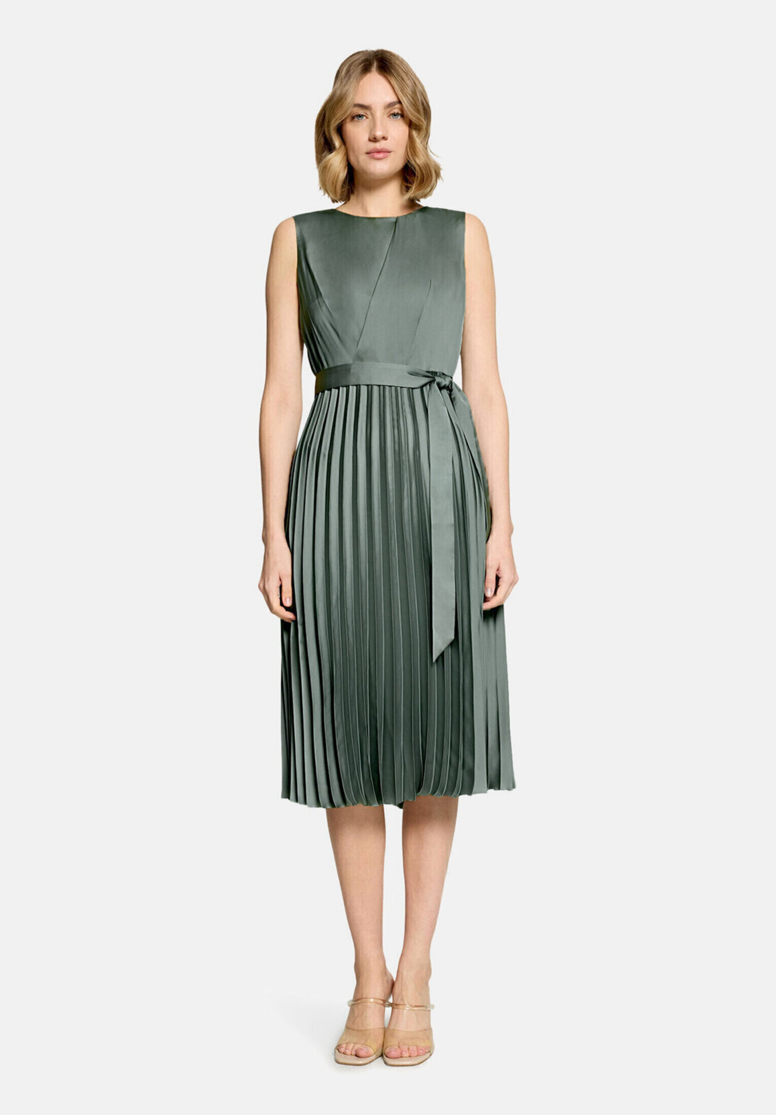 Robe longueur midi à plis, BETTY & CO