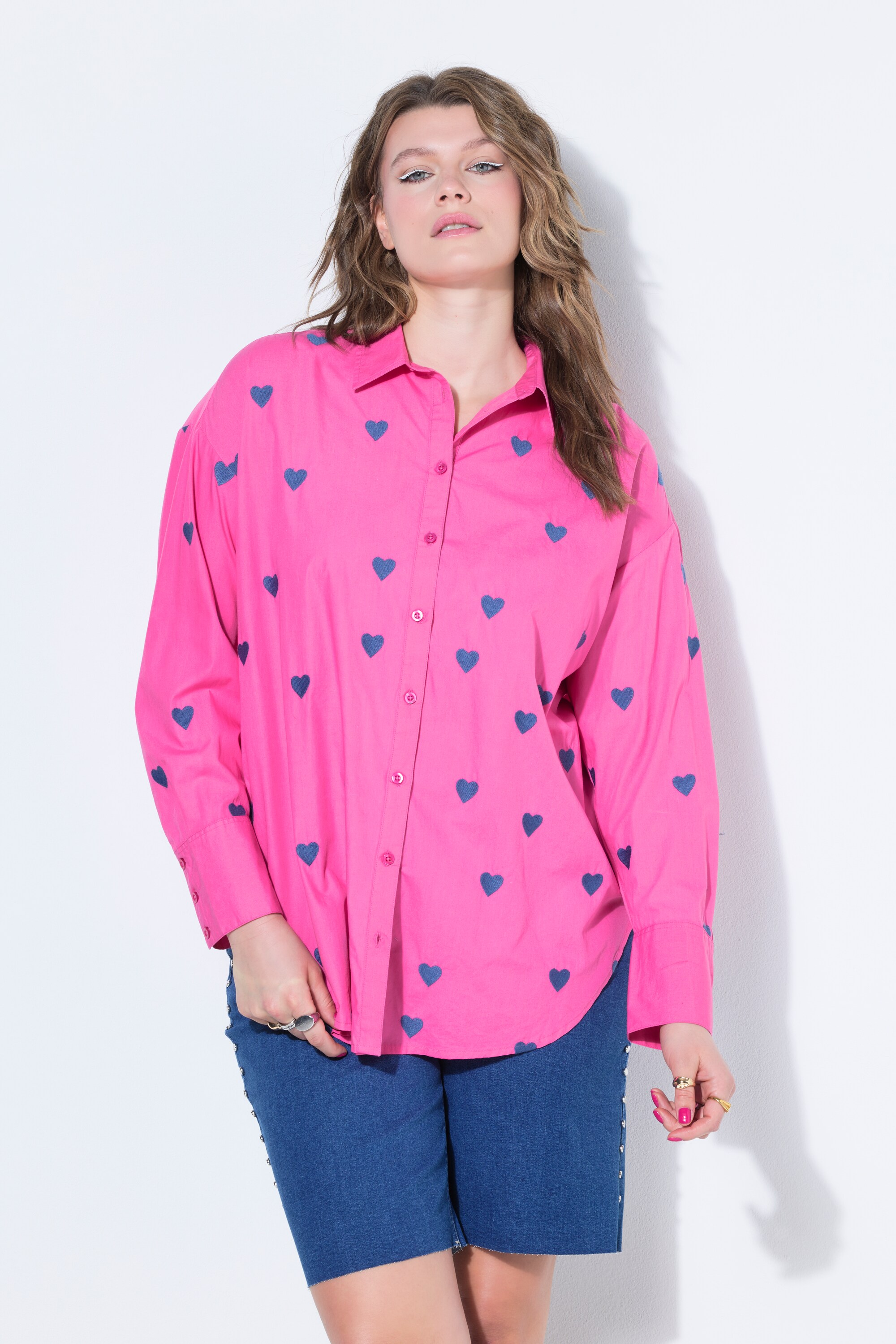 Chemisier oversize, petits cœurs brodés, STUDIO UNTOLD