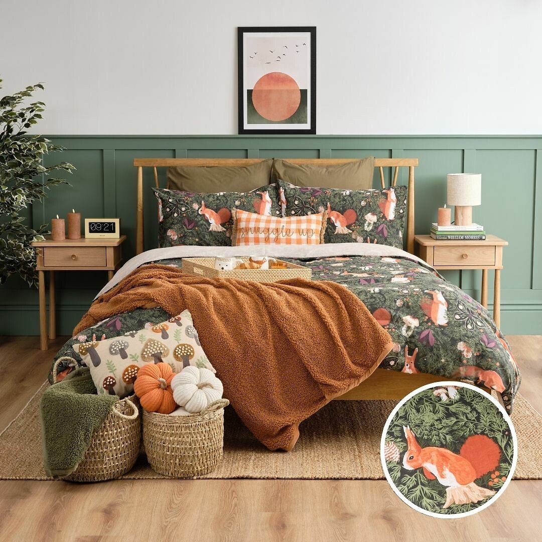 Pineberry Forest Reversible Duvet Cover and Pillowcase Set, FURN.