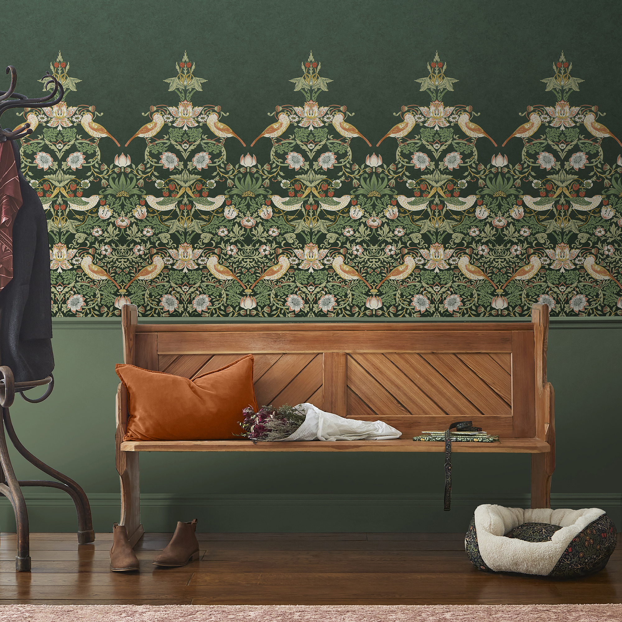 Papier peint panoramique Fleurs de fraisier et oiseaux au printemps, WILLIAM MORRIS AT HOME