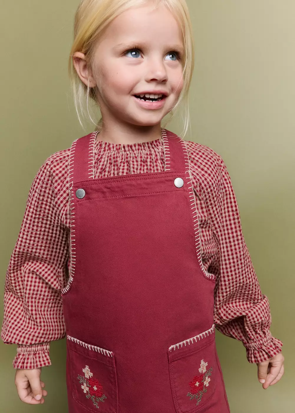 Robe chasuble en denim avec surpiqûres, MANGO BABY