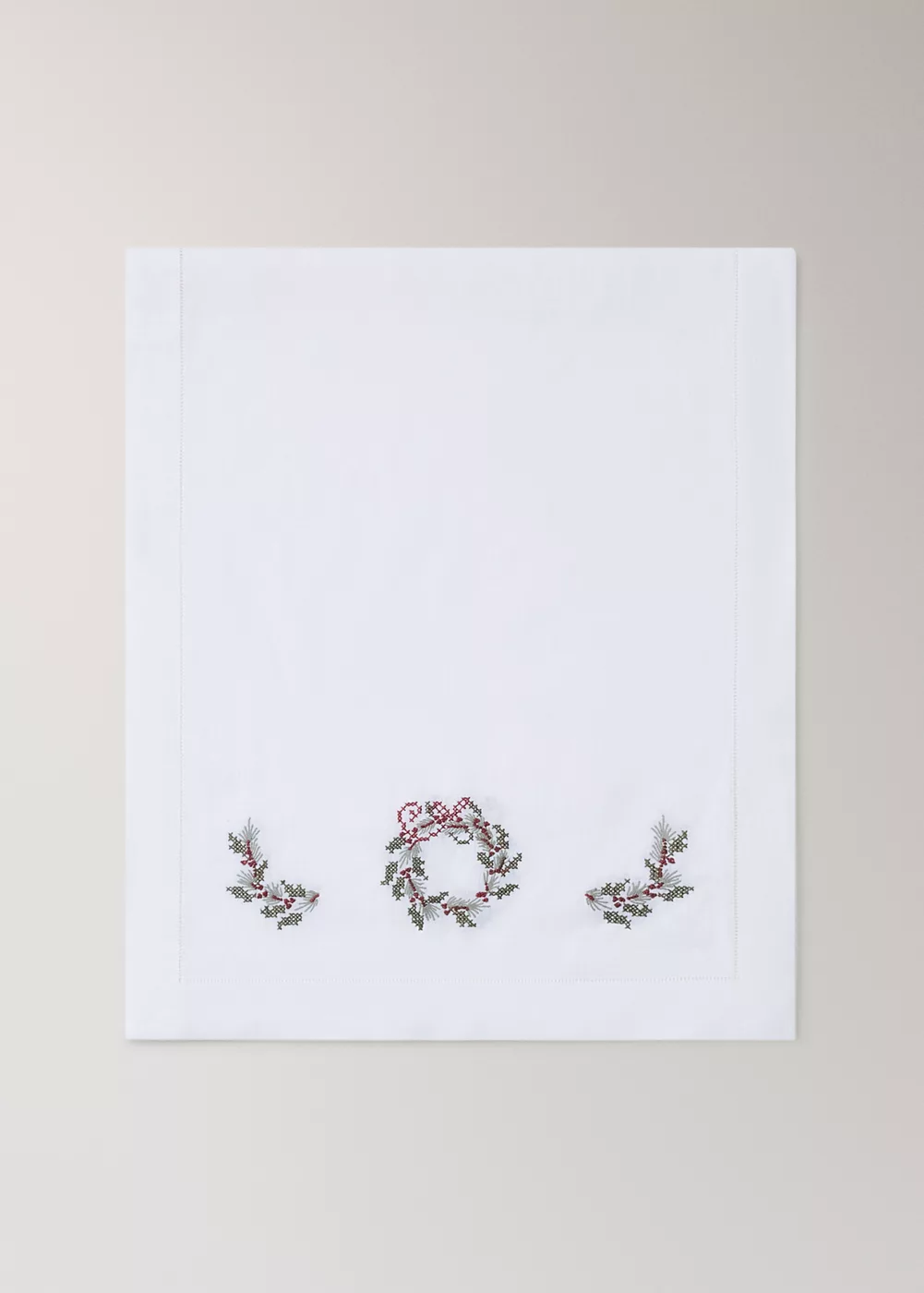 Chemin de table en lin broderie ajourée, MANGO HOME