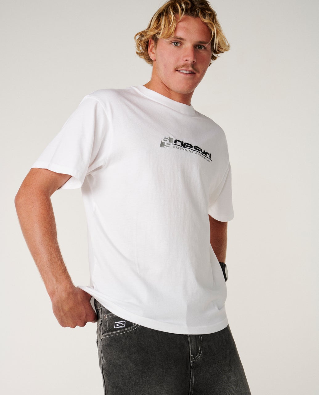 T-shirt brodé Archive 69 coupe Loose, RIP CURL