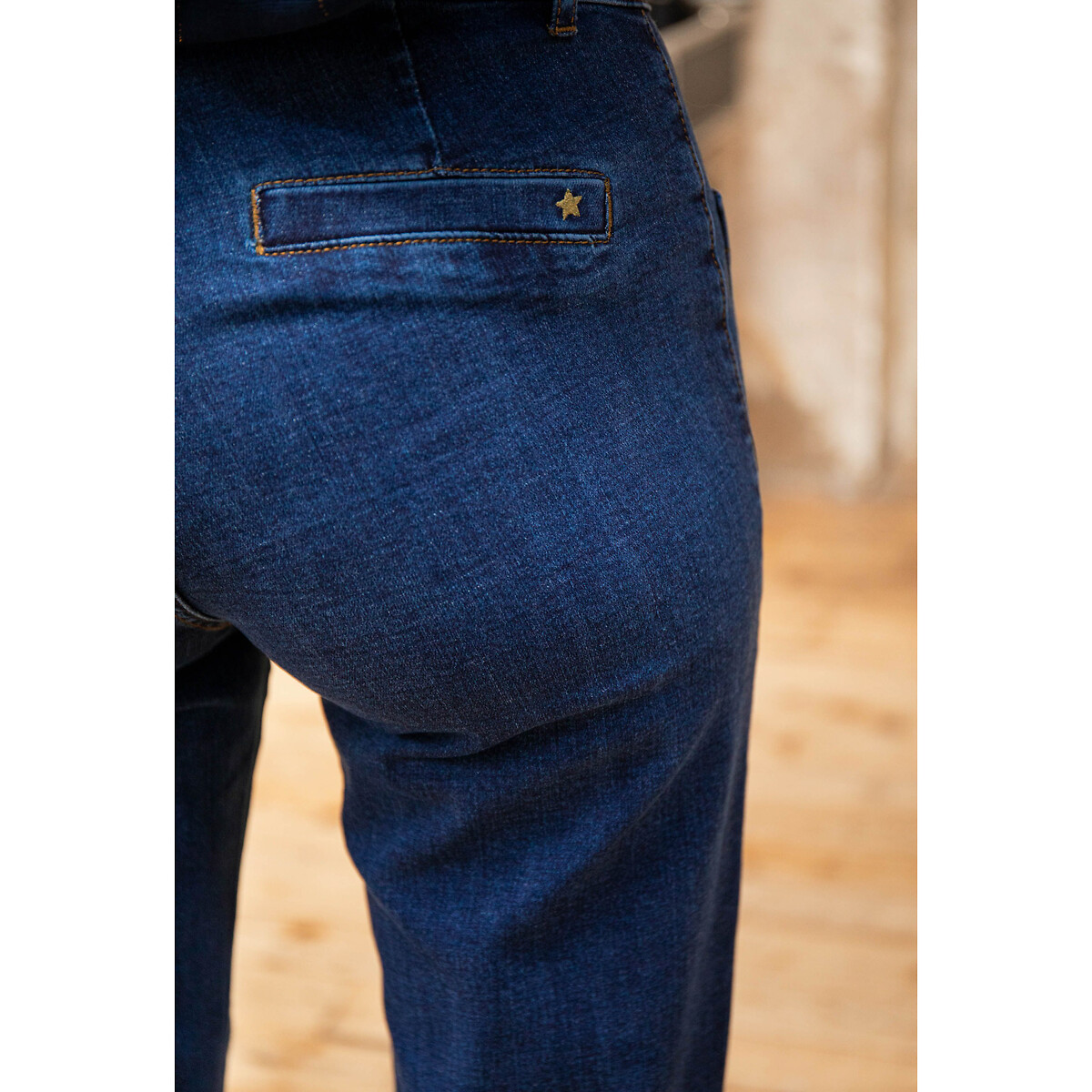 Pistola Baumwolle BOOTCUT-JEANS DANA in Blau Damen Bekleidung Jeans Jeans mit gerader Passform 