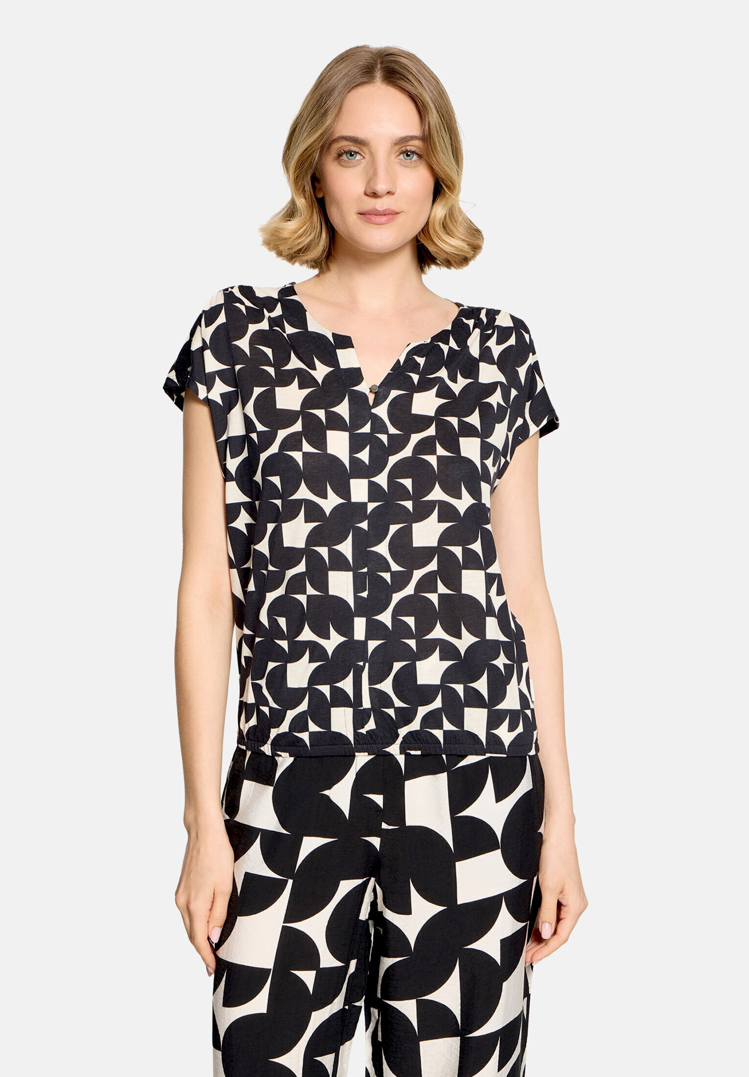 T-shirt façon blouse à élastique, BETTY & CO