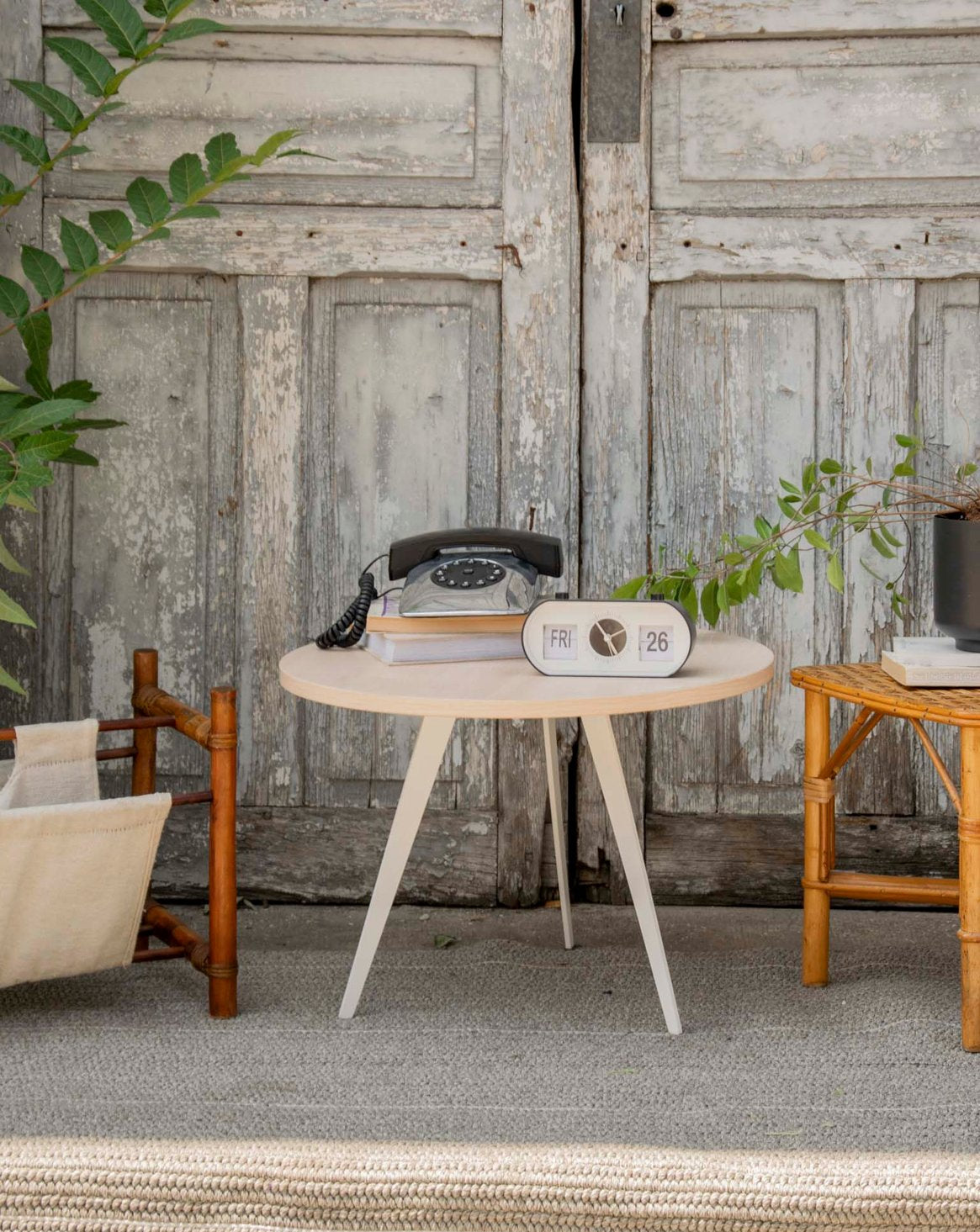 Table basse moderne en bois et métal  Donna N°1101 - Bon état, DEBONGOUT