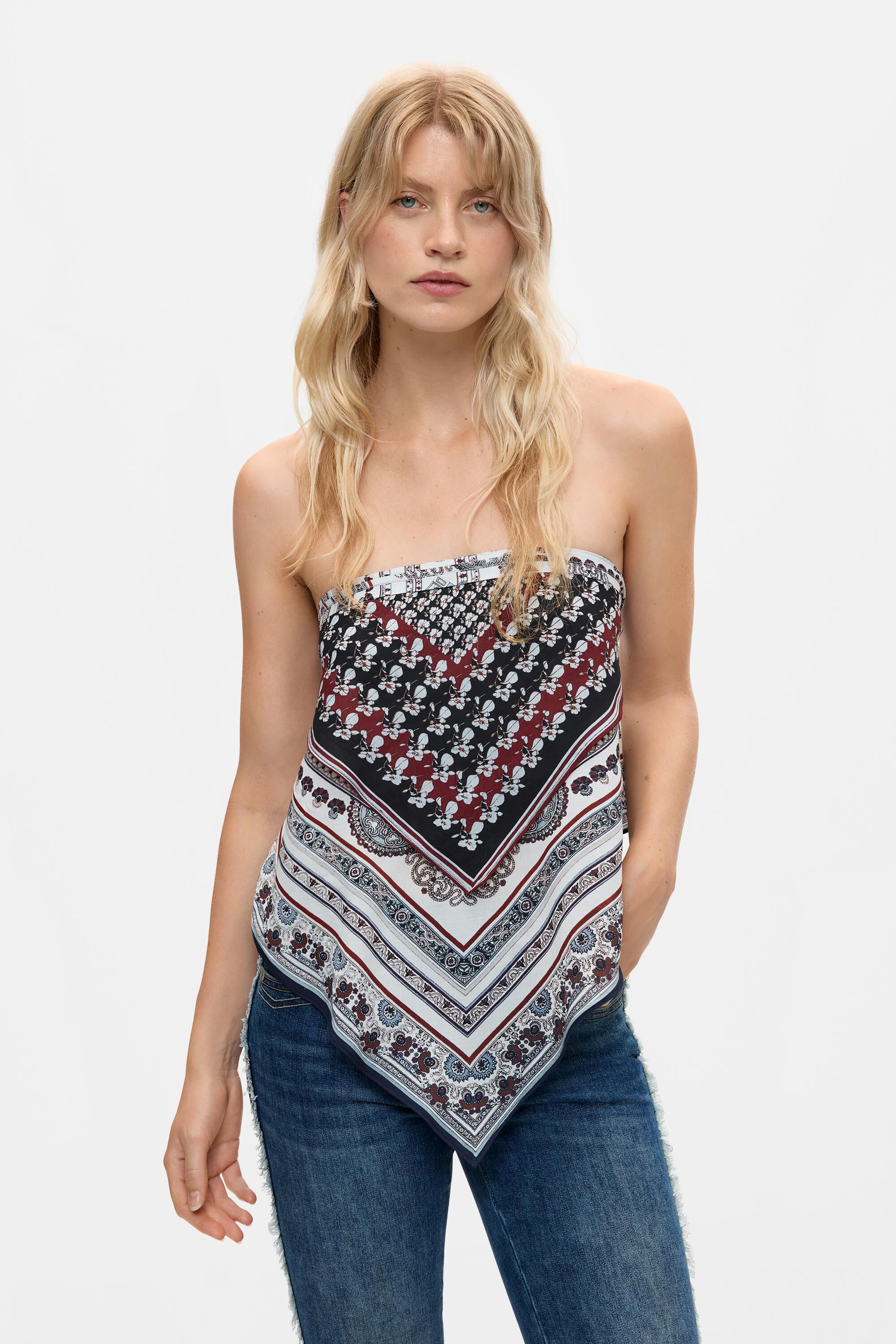 Foulard triangulaire imprimé, DESIGUAL