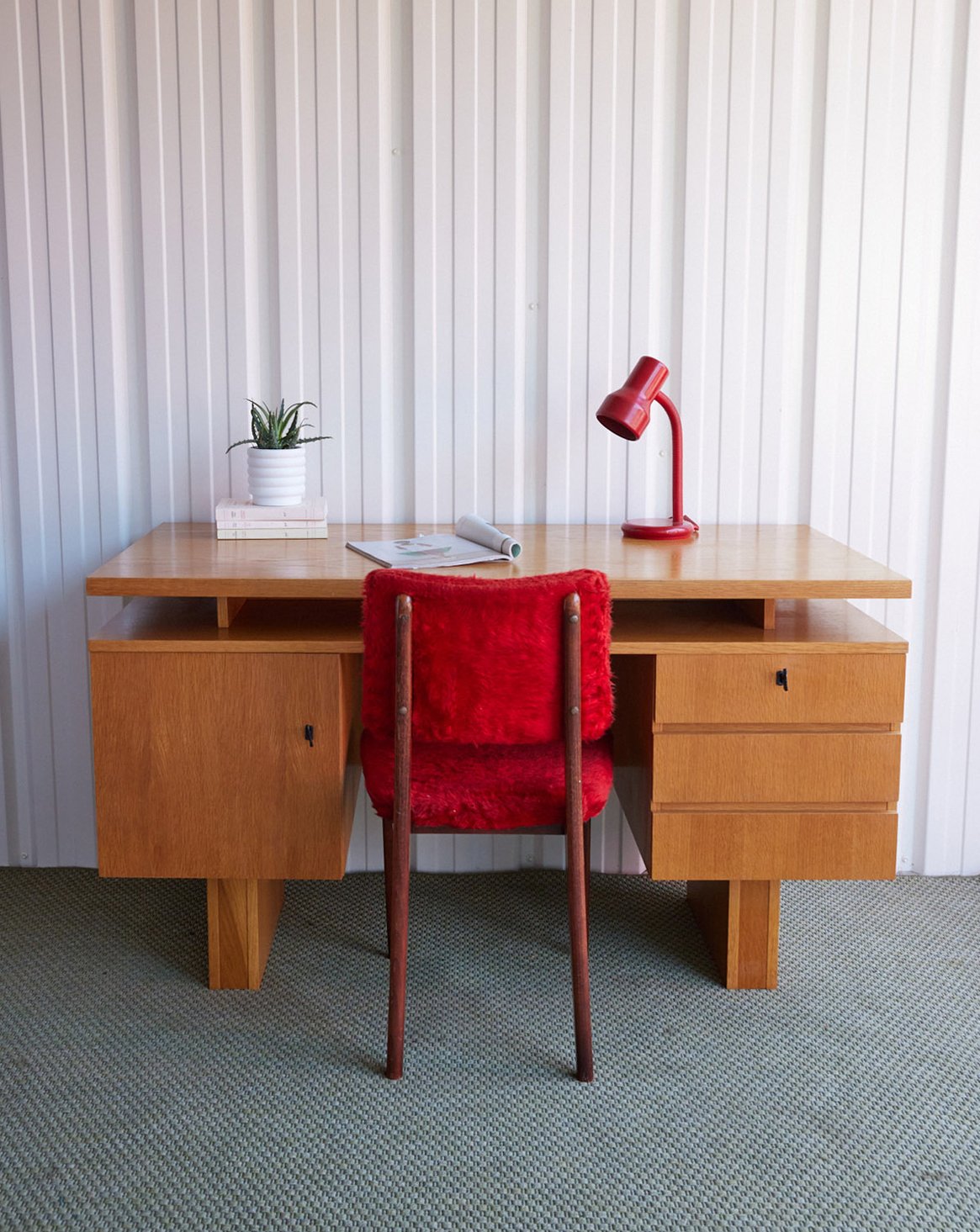 Bureau scandinave en bois Yvan N°573 - Bon état, DEBONGOUT
