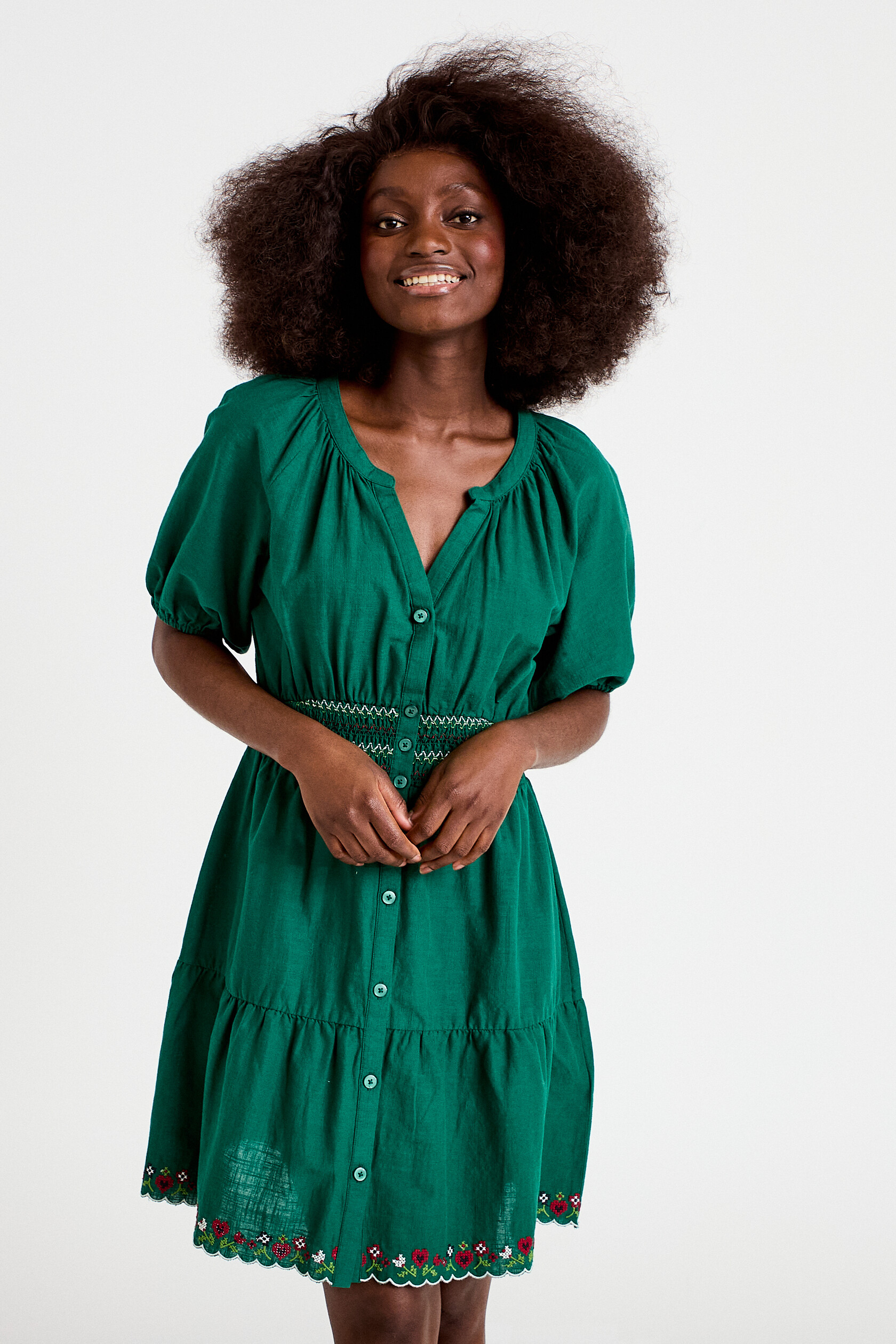 Robe courte évasée col américain, CACHE CACHE