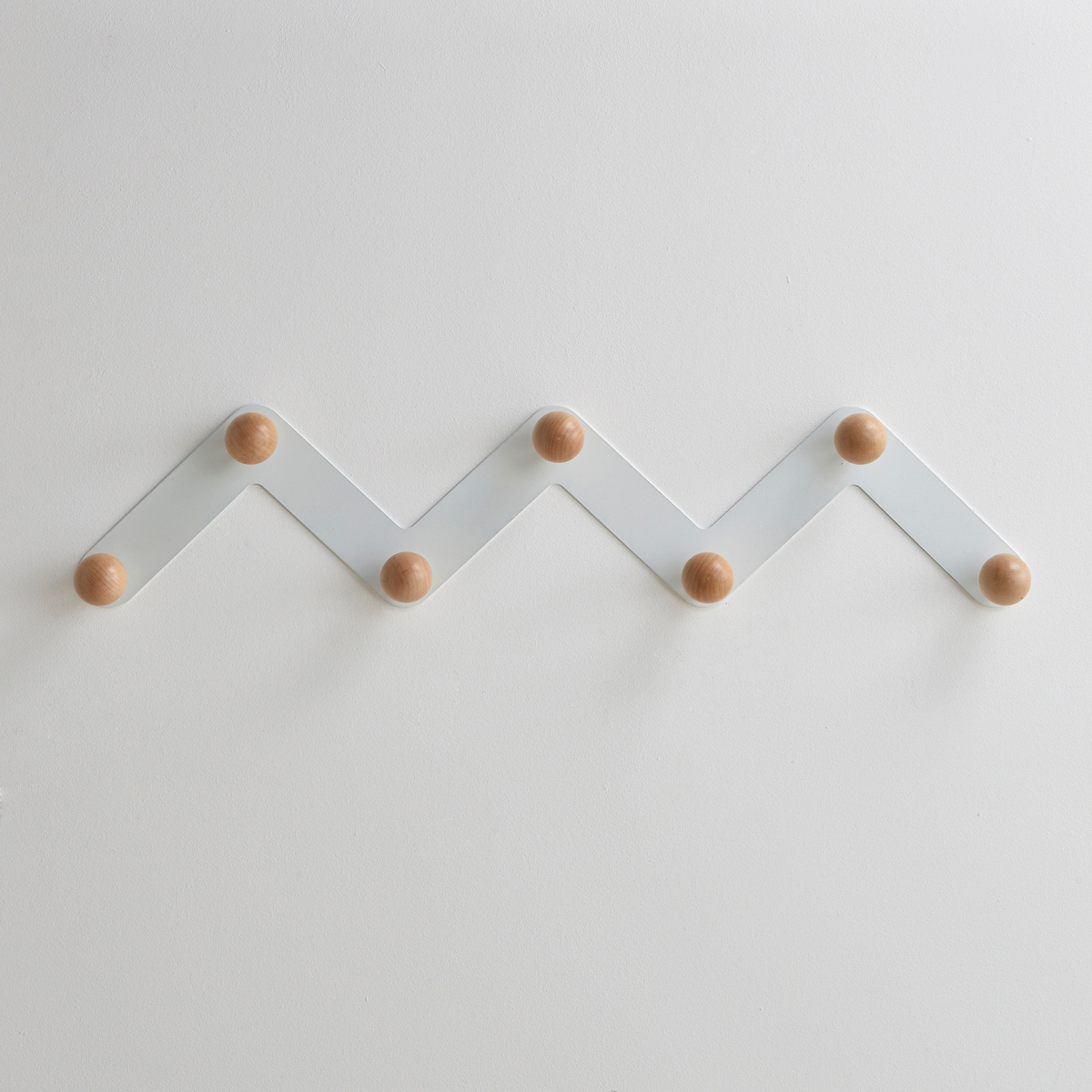 Product photograph of Agma 7-hook Wall Rack from La Redoute UK.