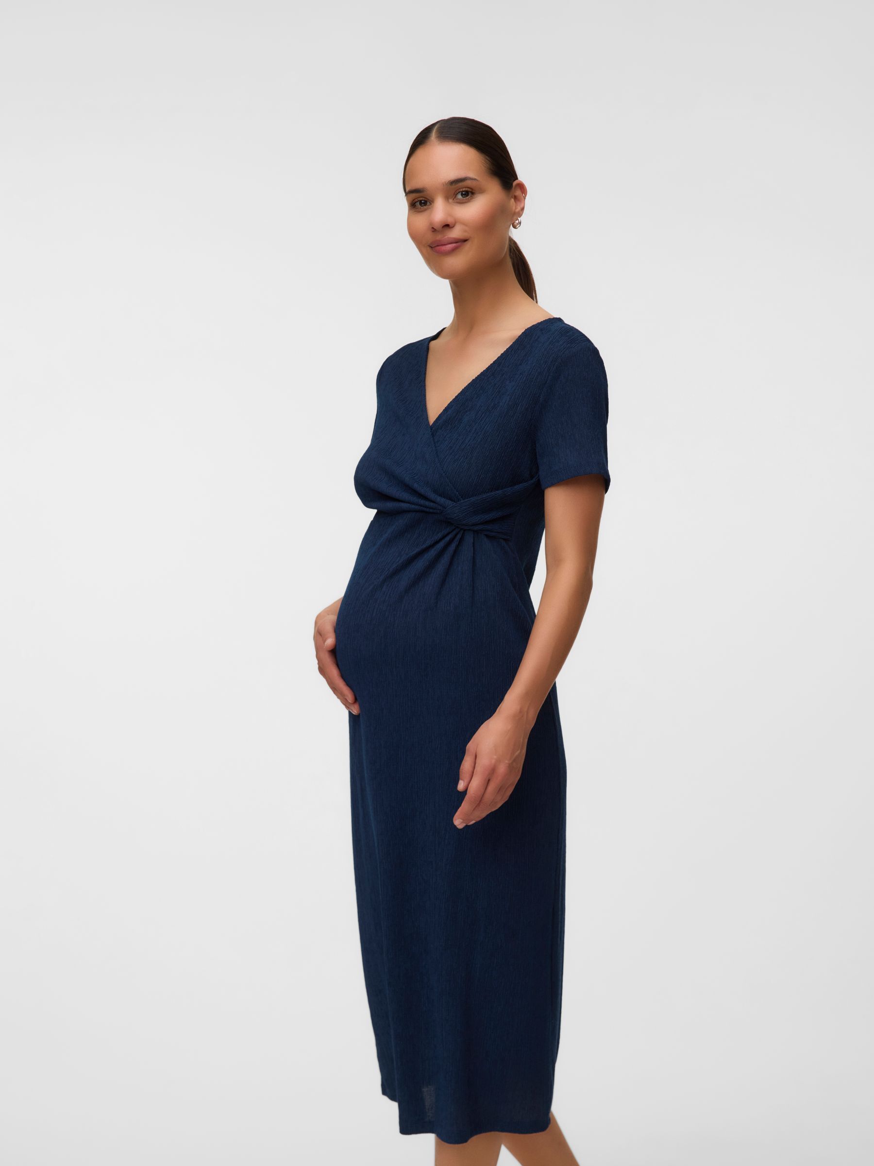 Robe, MAMA LICIOUS