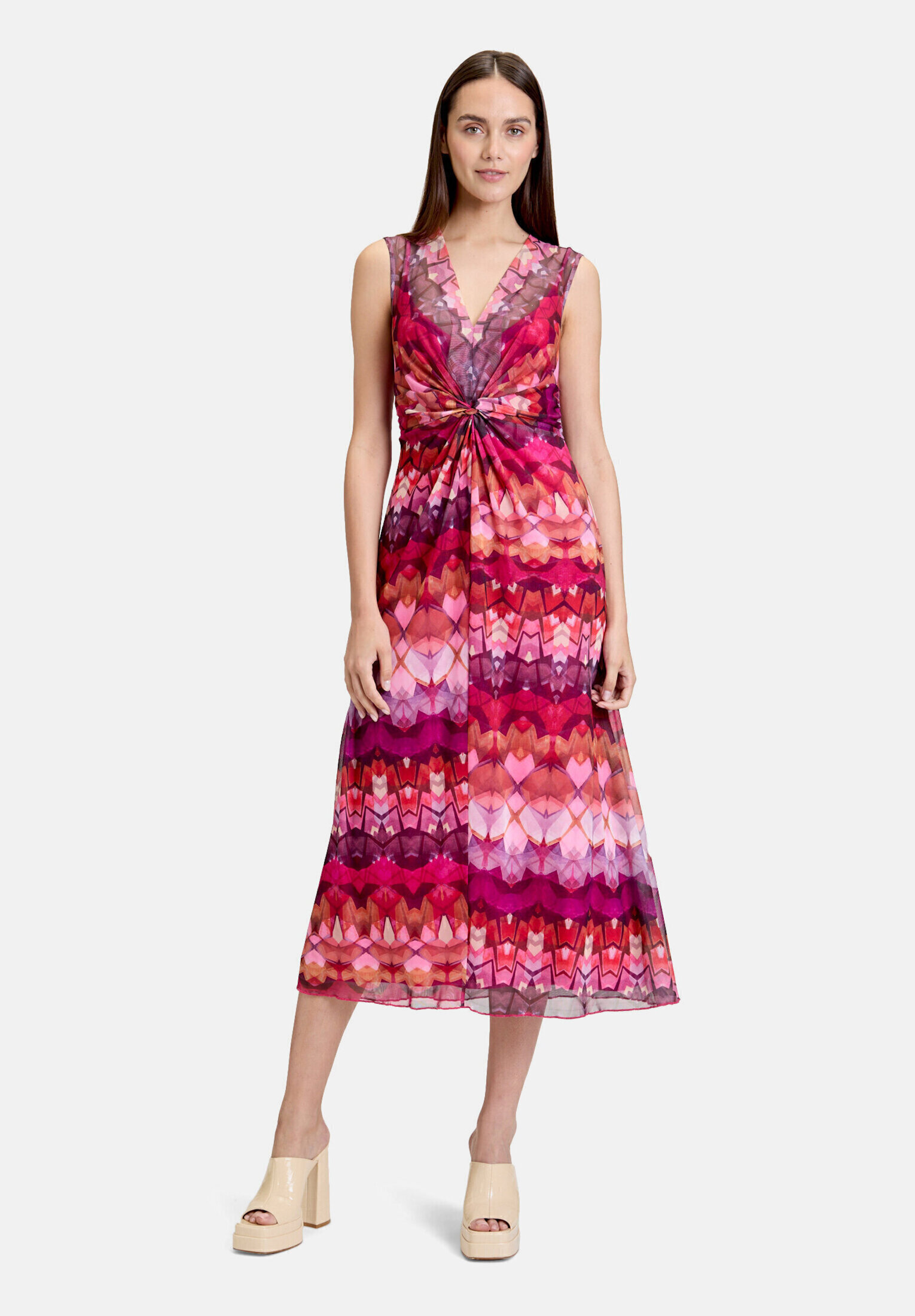 Robe longueur midi sans manches, CARTOON