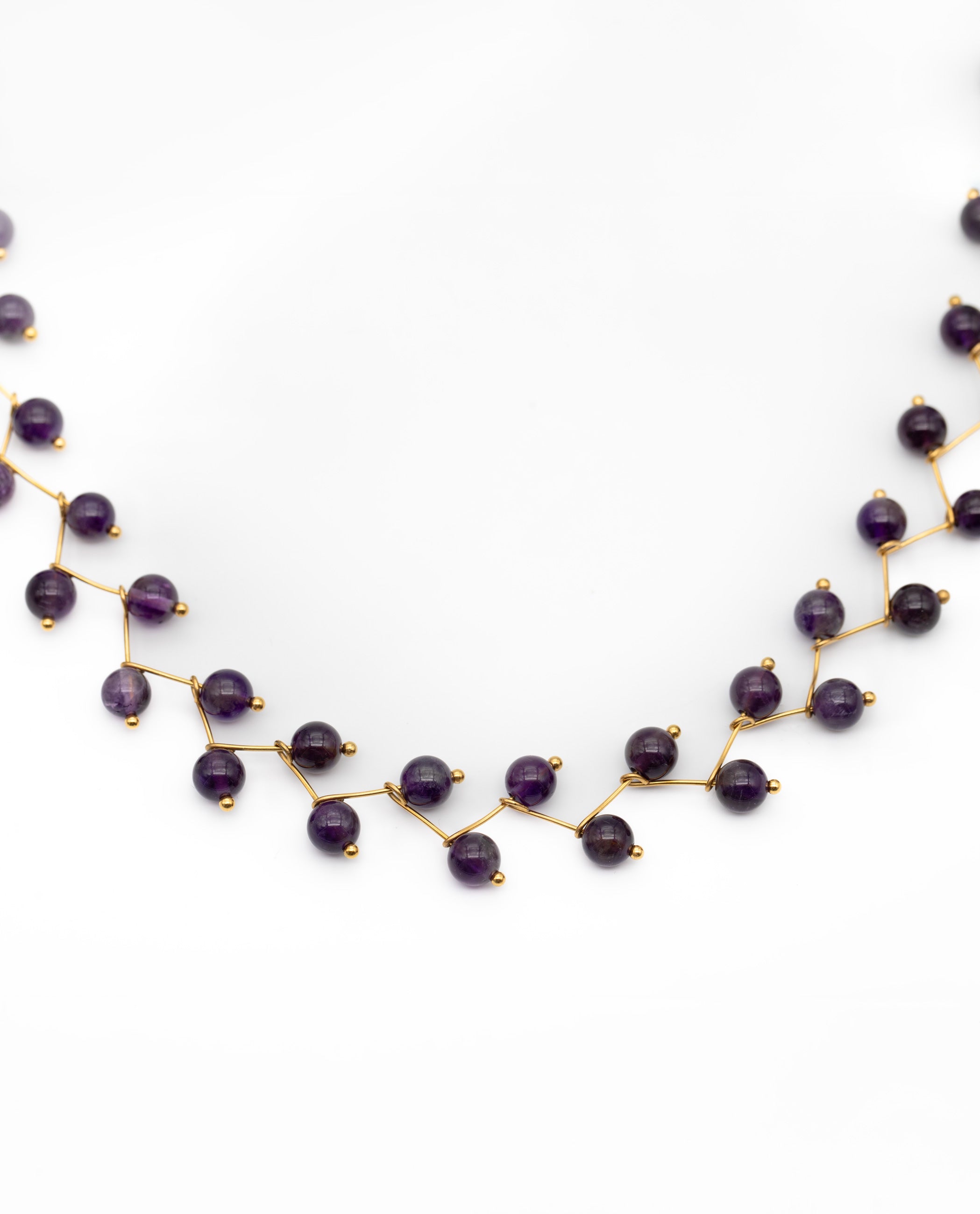 Collier avec des pierres naturelles, THE-ARE