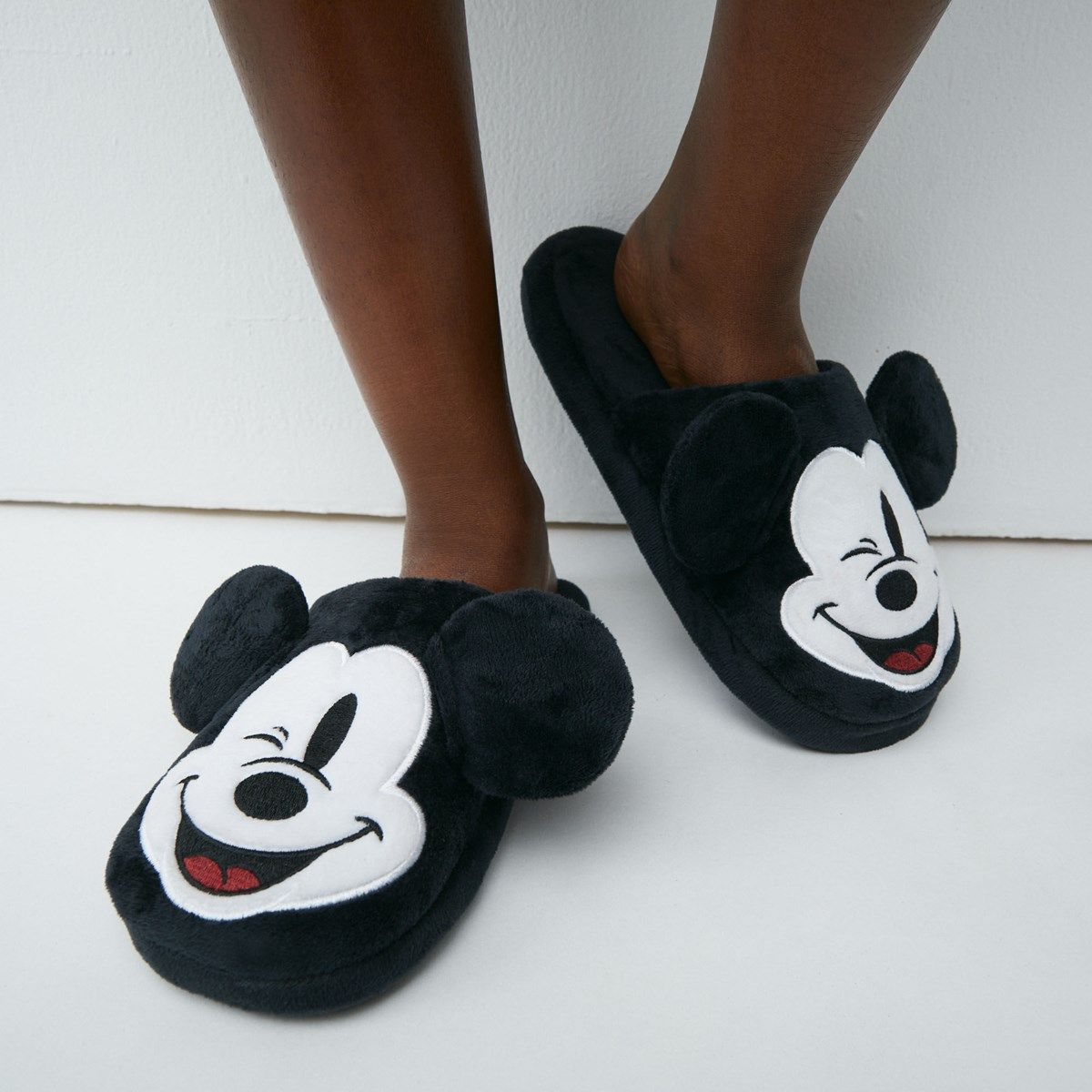 Pantoufle disney femme hot sale