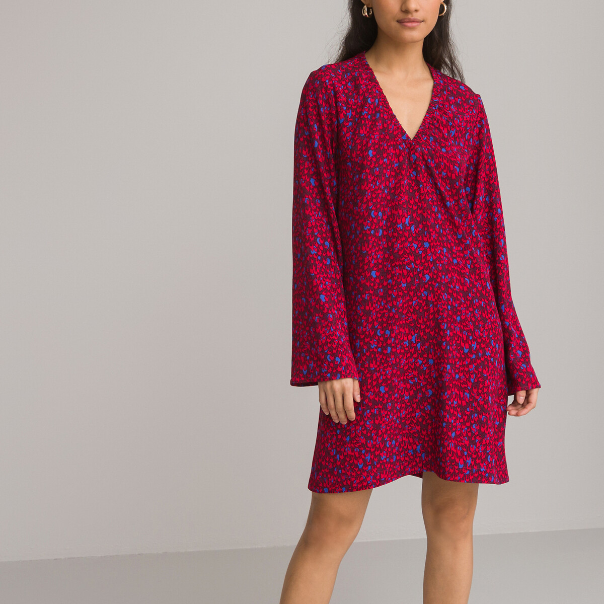 Full Mini Dress with V-Neck and Long Sleeves