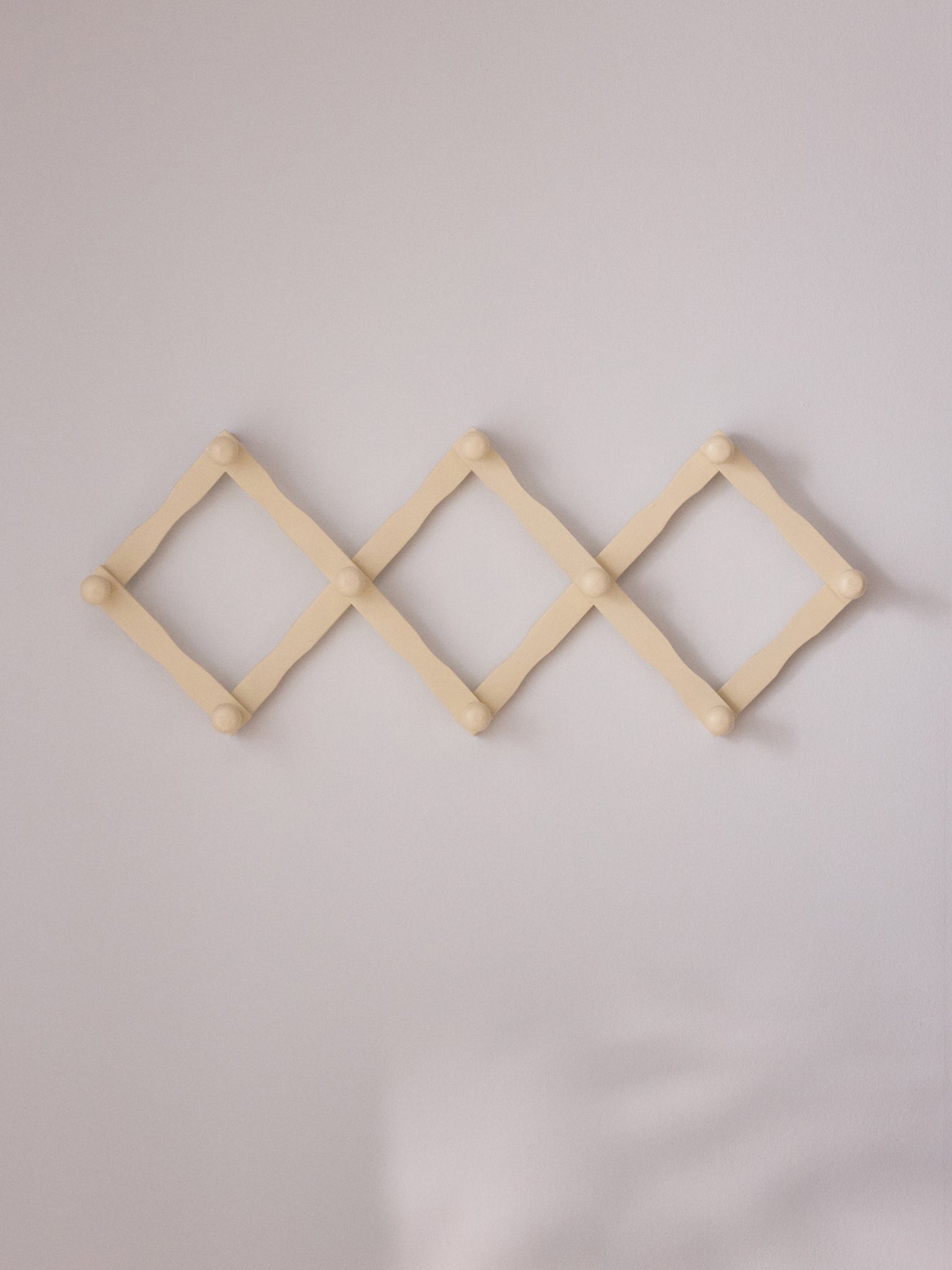 Portemanteau accordéon en bois, CYRILLUS