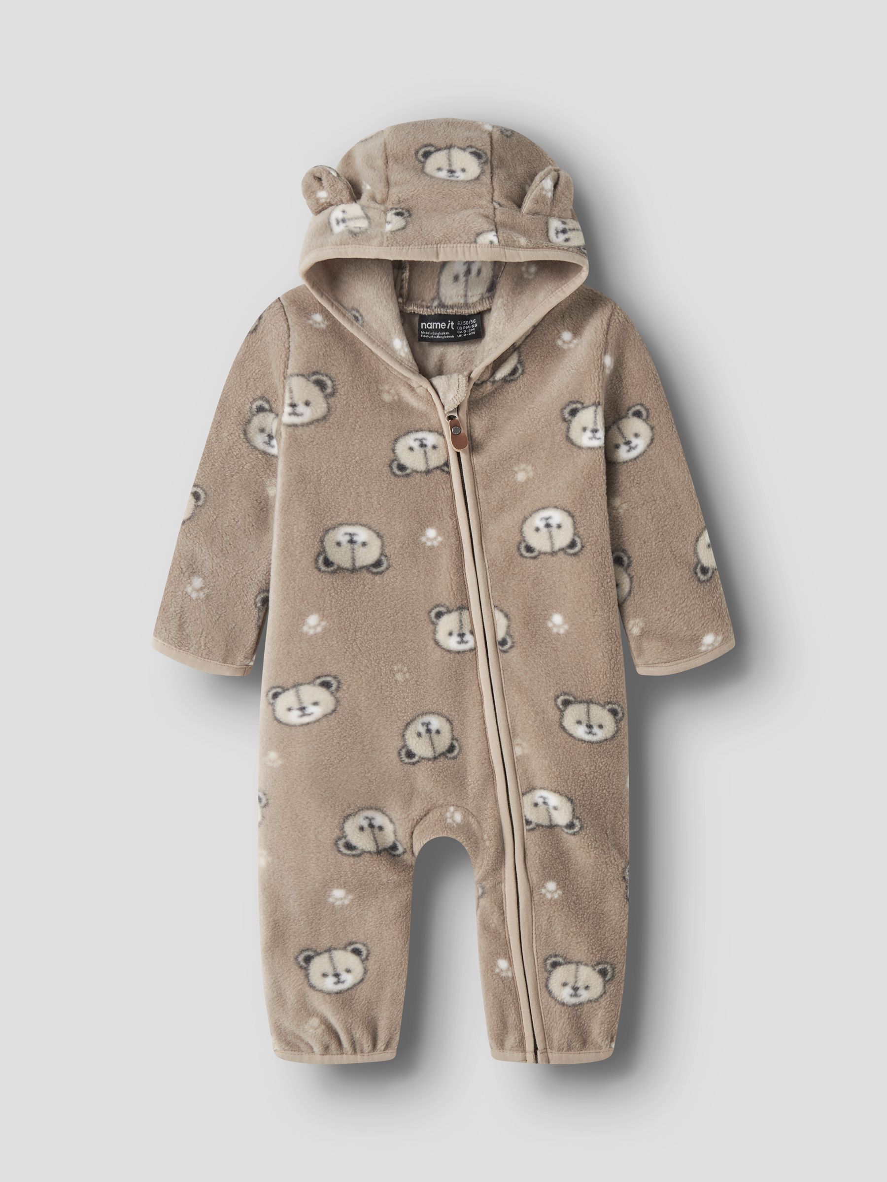 Pyjama Sans Pieds, NAME IT