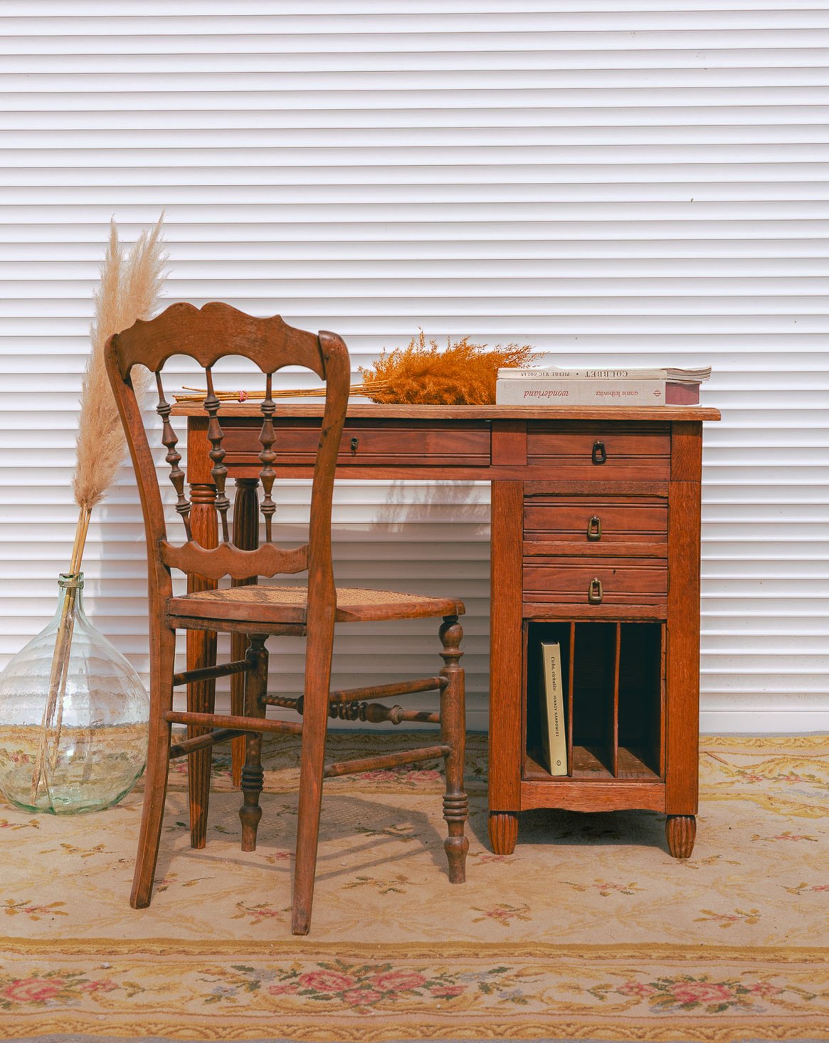 Bureau en bois clair Edouard N°1057 - Bon état, DEBONGOUT