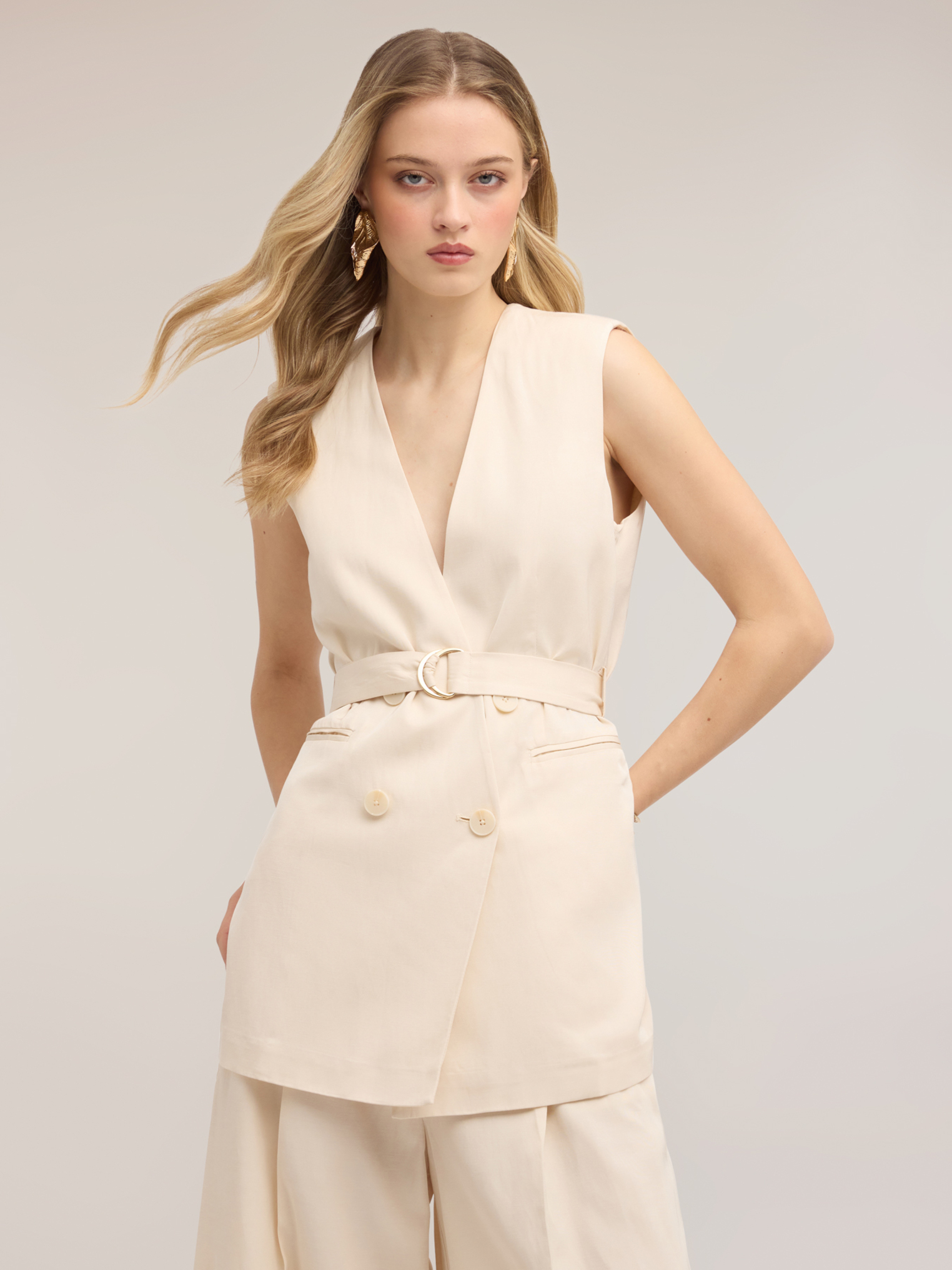 Gilet double boutonnage avec ceinture, MOTIVI