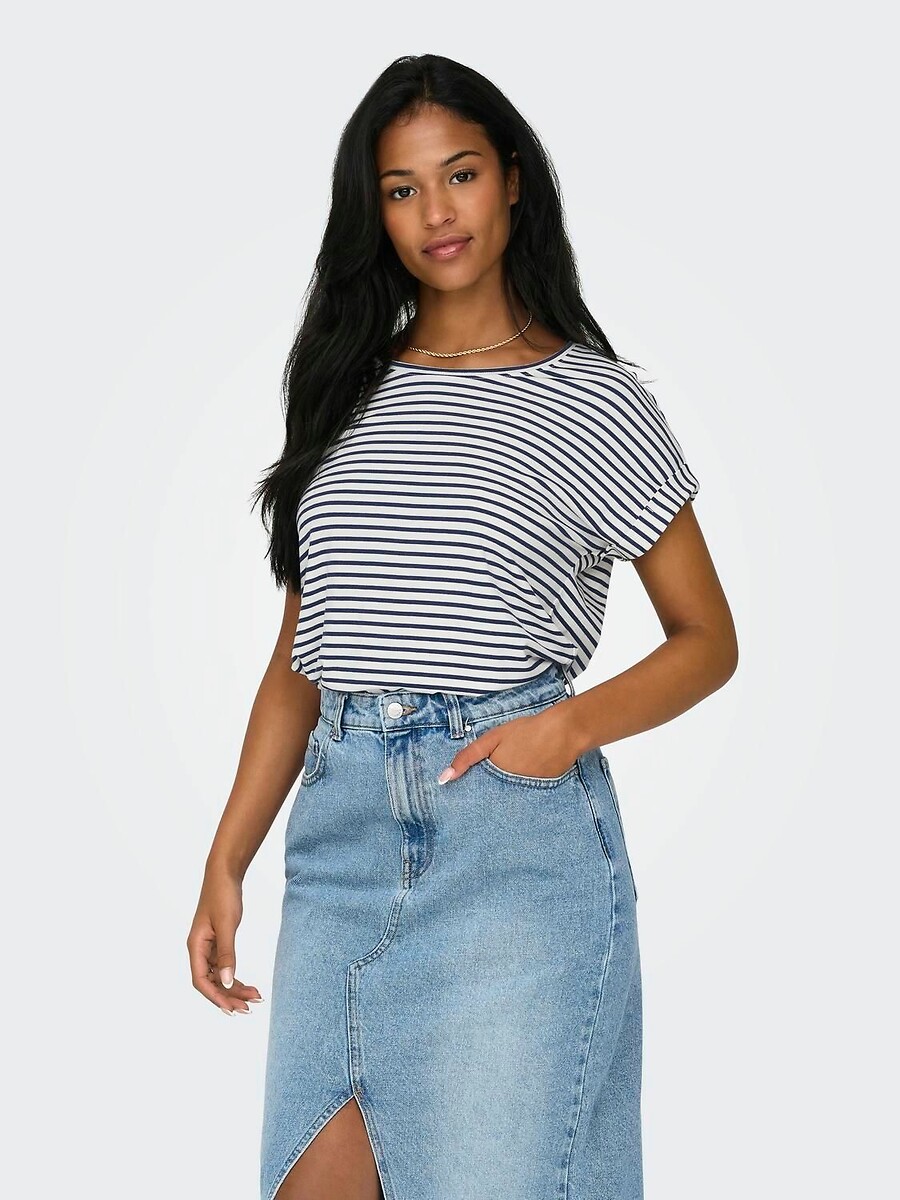 T-shirt à fines rayures, manches courtes, ONLY