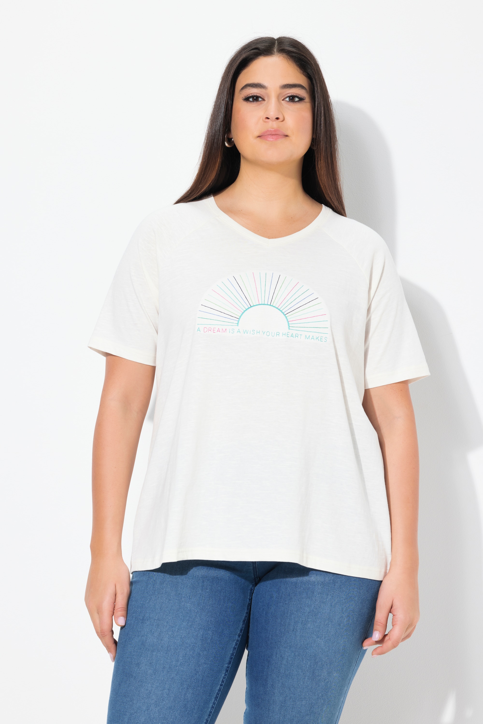 T-shirt brodé. Col V et manches, ULLA POPKEN