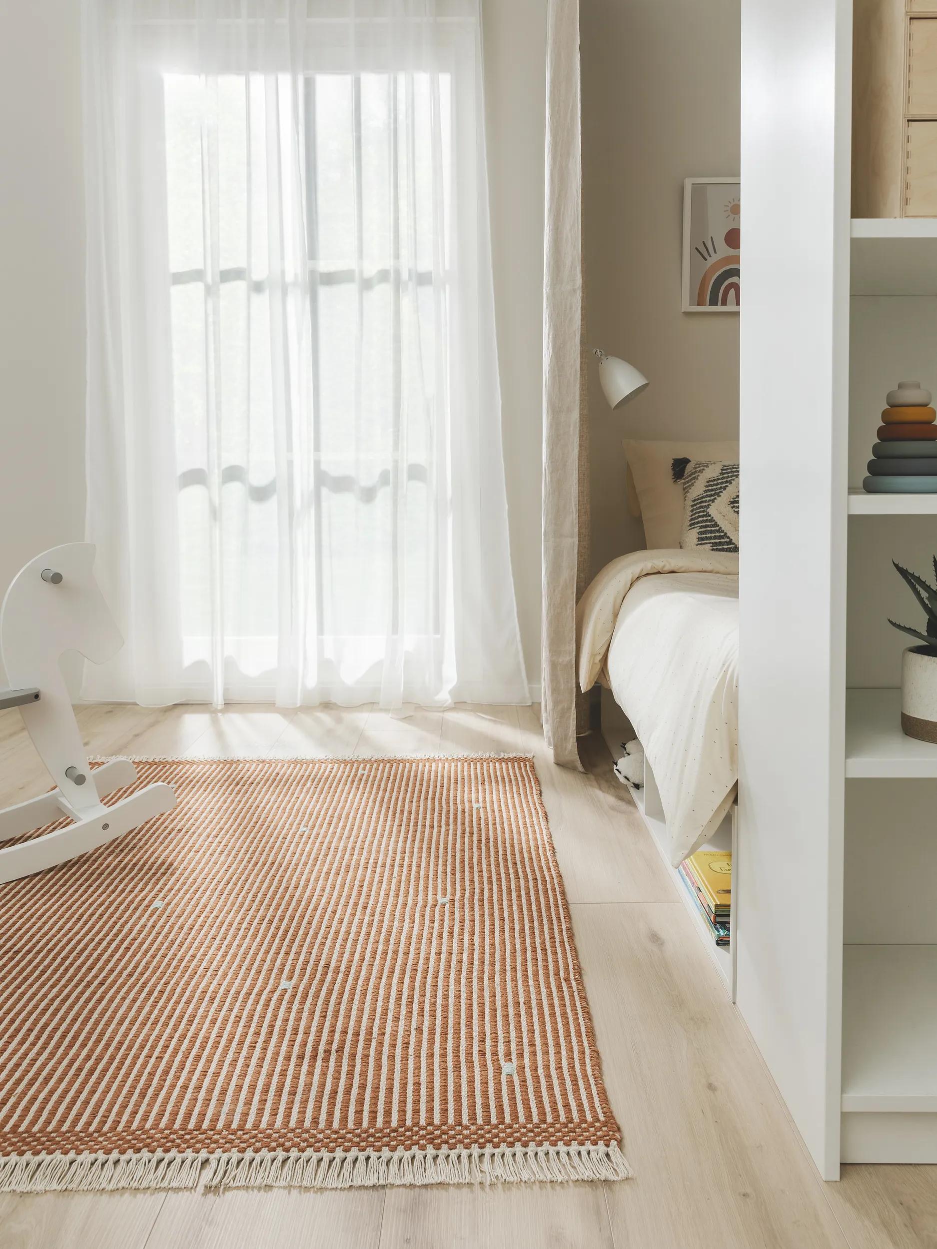 Tapis enfant tissé main BRUNO, BENUTA
