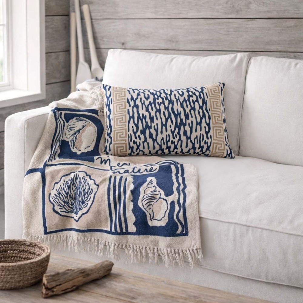 Plaid jeté de canapé en coton flammé imprimé coquillages 150x150cm, ORNAMI