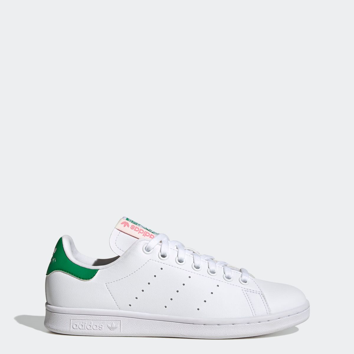 stan smith femme fleur de cerisier