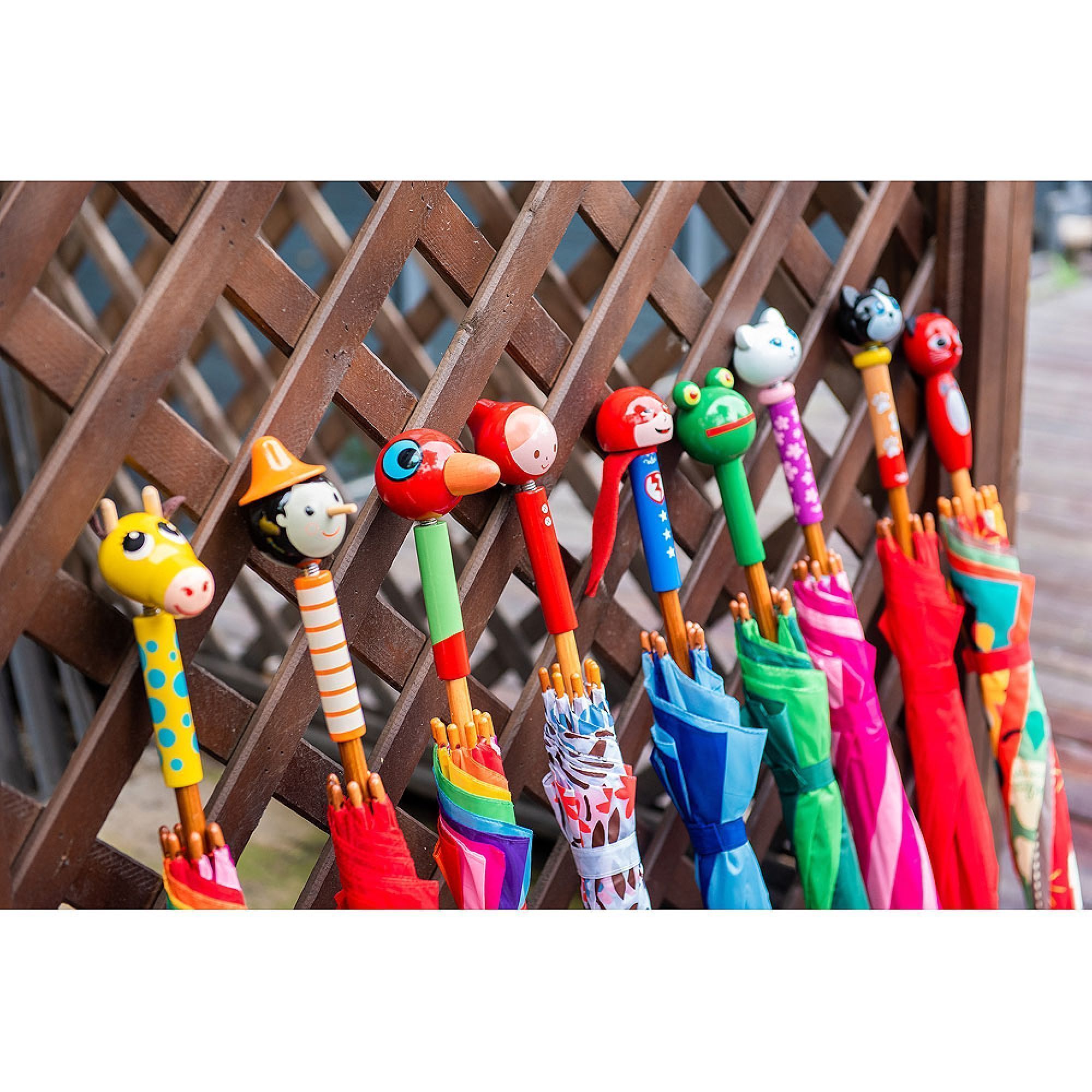 Parapluie Chaperon rouge Shinzi Katoh, VILAC