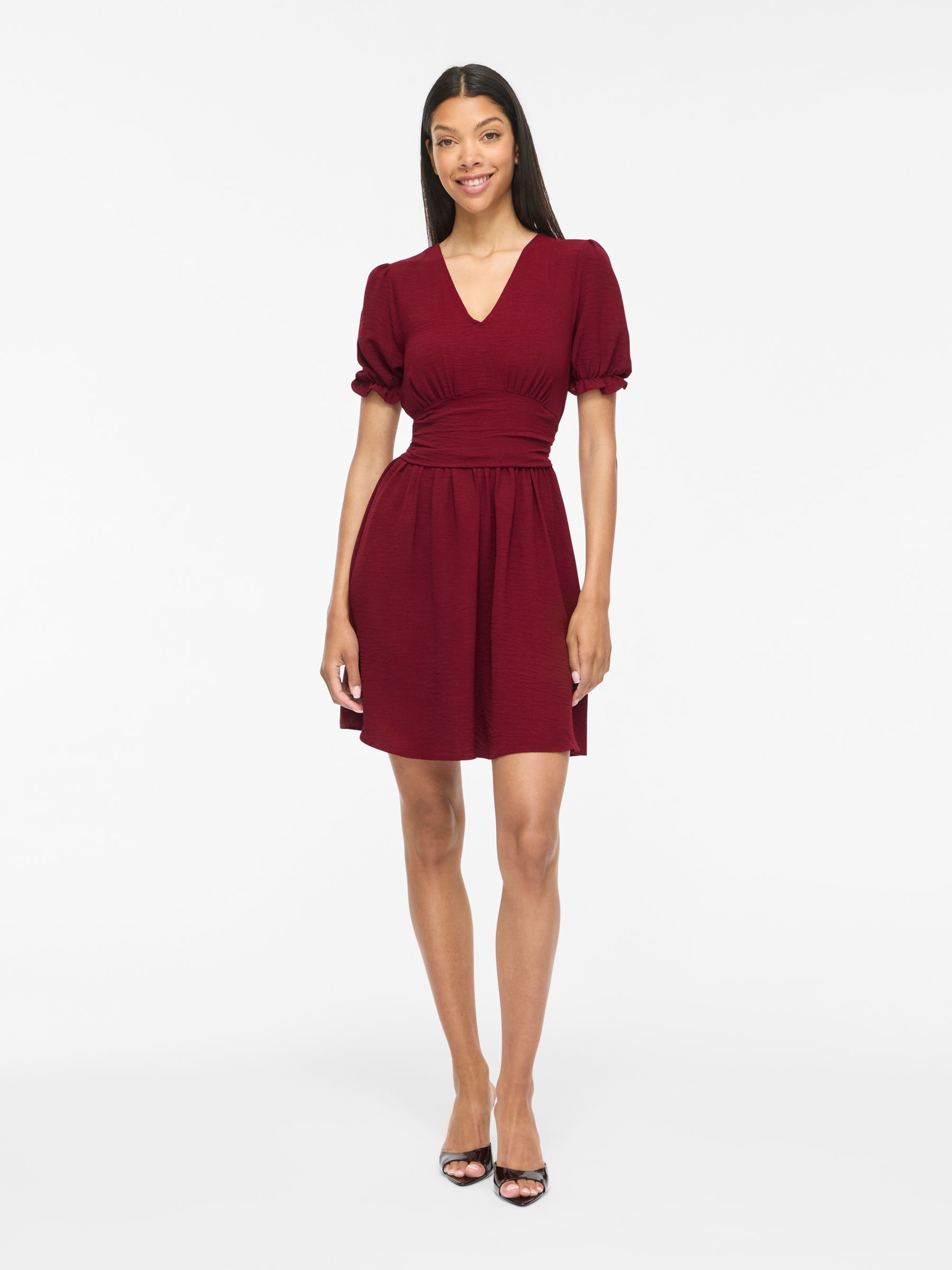 Robe Courte, VILA