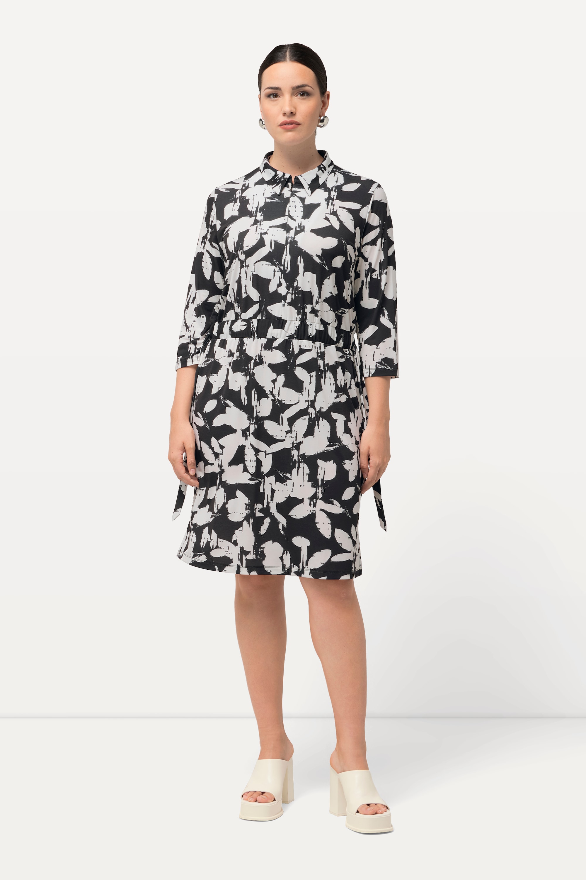 Robe en jersey, feuillage, col chemise, ULLA POPKEN