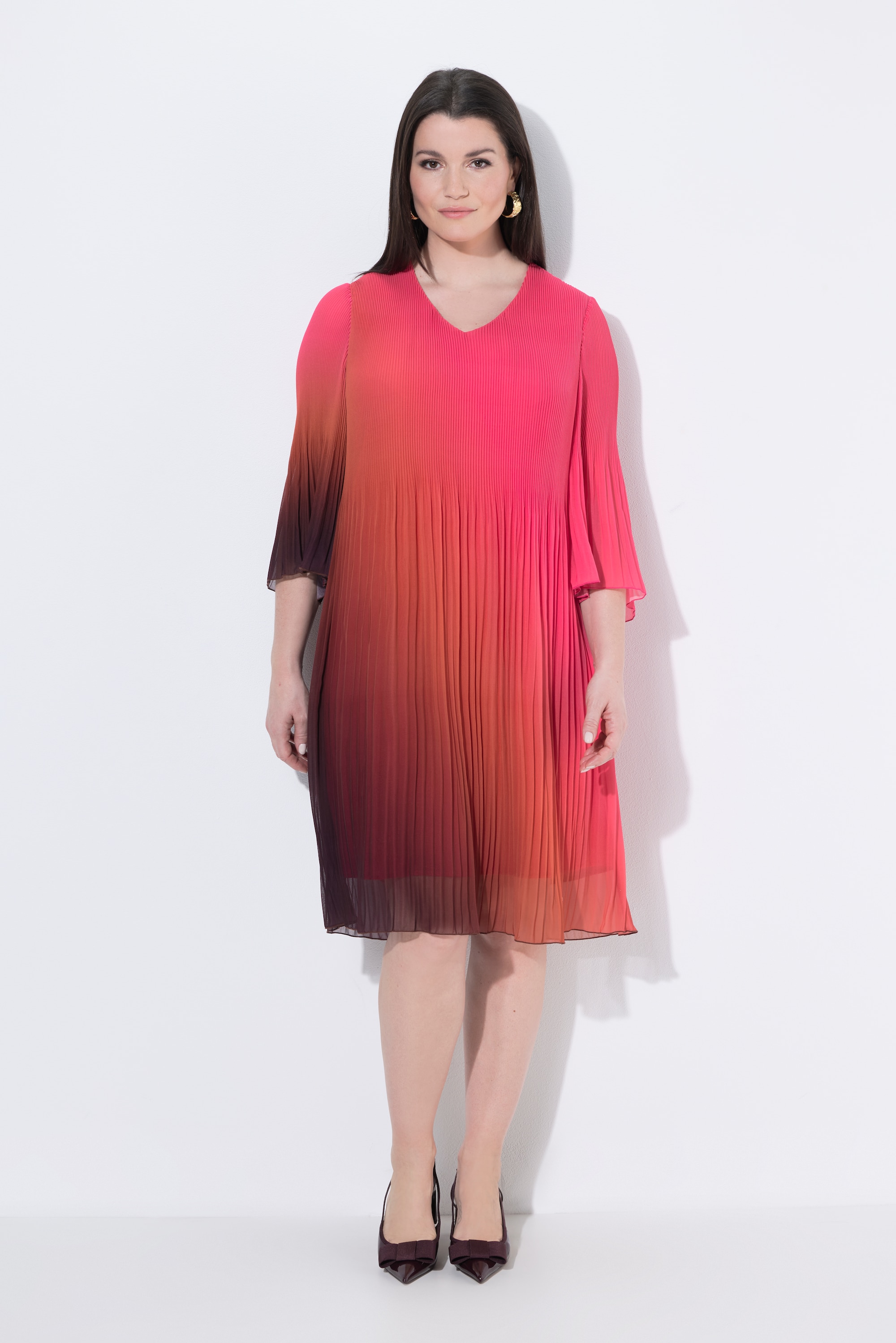 Robe plissée, dégradé, coupe A, col V, ULLA POPKEN