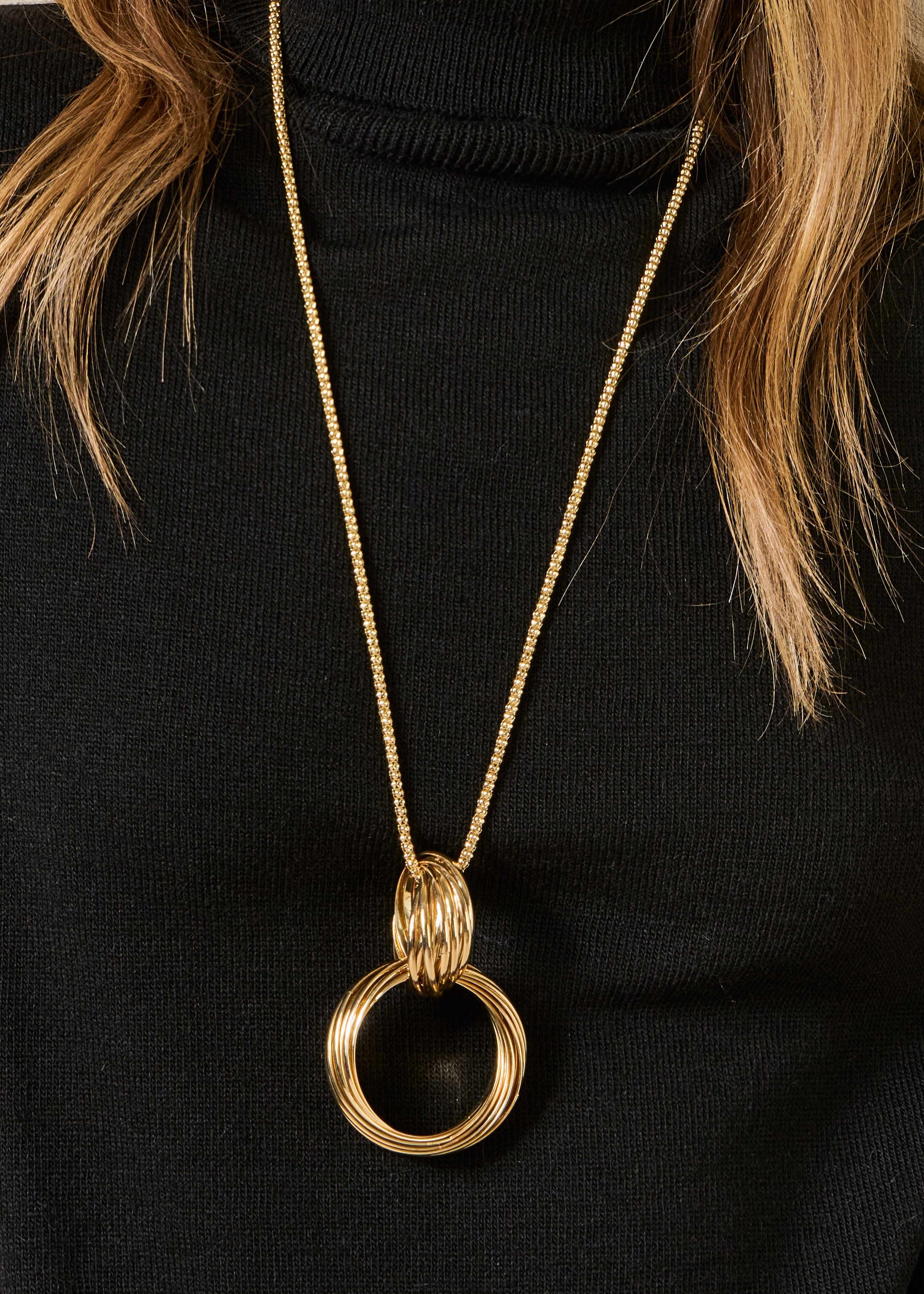 Collier sautoir multianneau, LA FEE MARABOUTEE