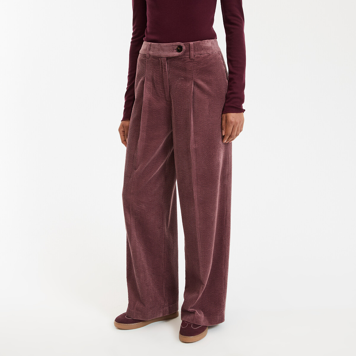 Wijde broek met plooien, hoge taille van ribfluweel