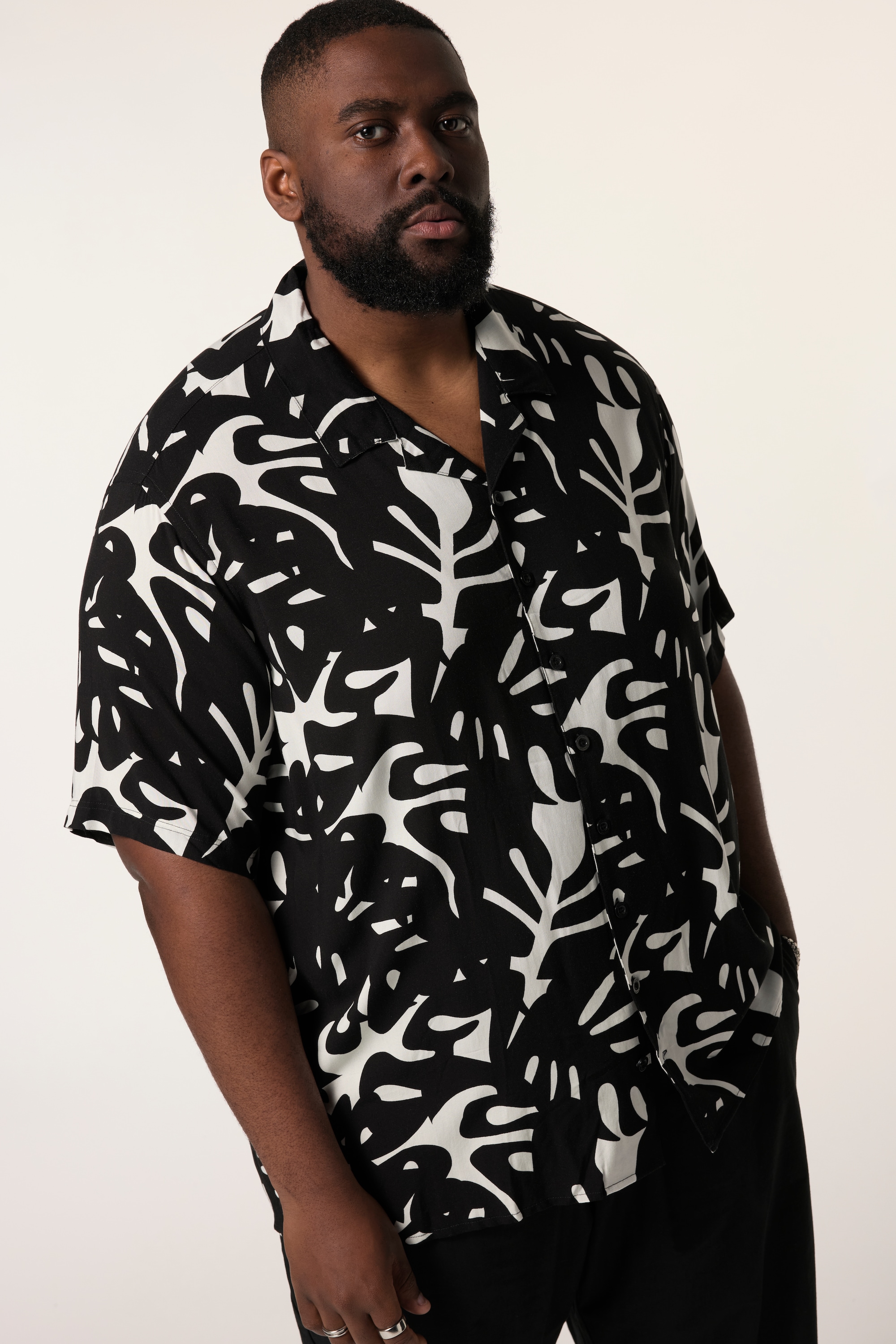 Chemise, STHUGE
