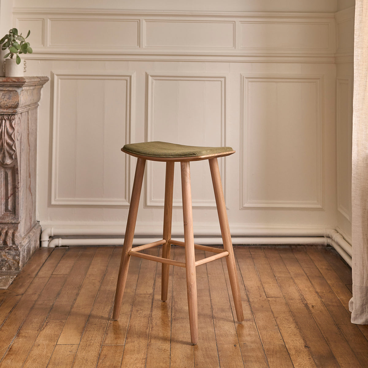 Tabouret de bar en teck massif et velours côtelé AMBRE, BERAH GETAH
