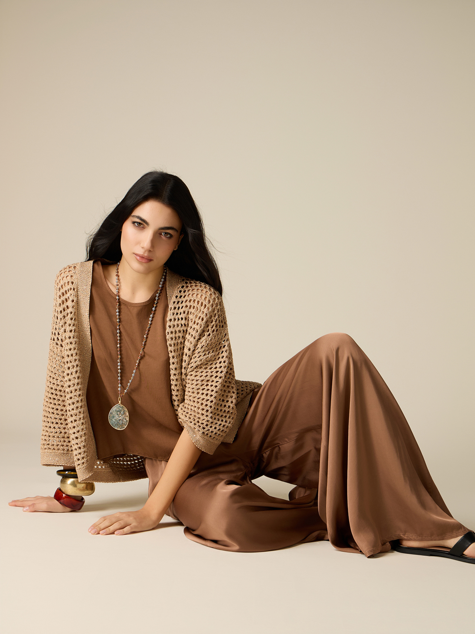 Pantalon palazzo, OLTRE