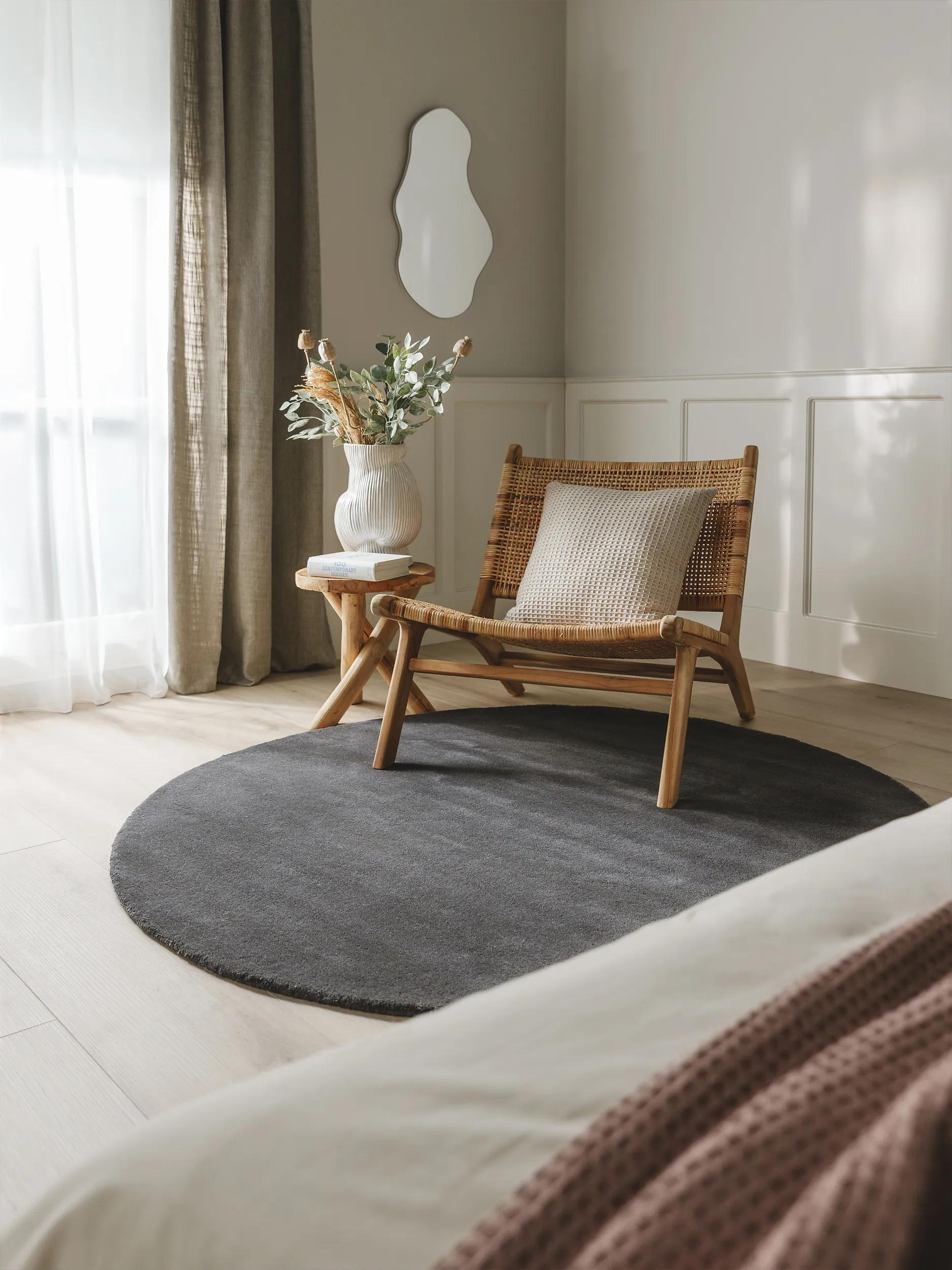 Tapis rond en laine tufté main BENT, BENUTA